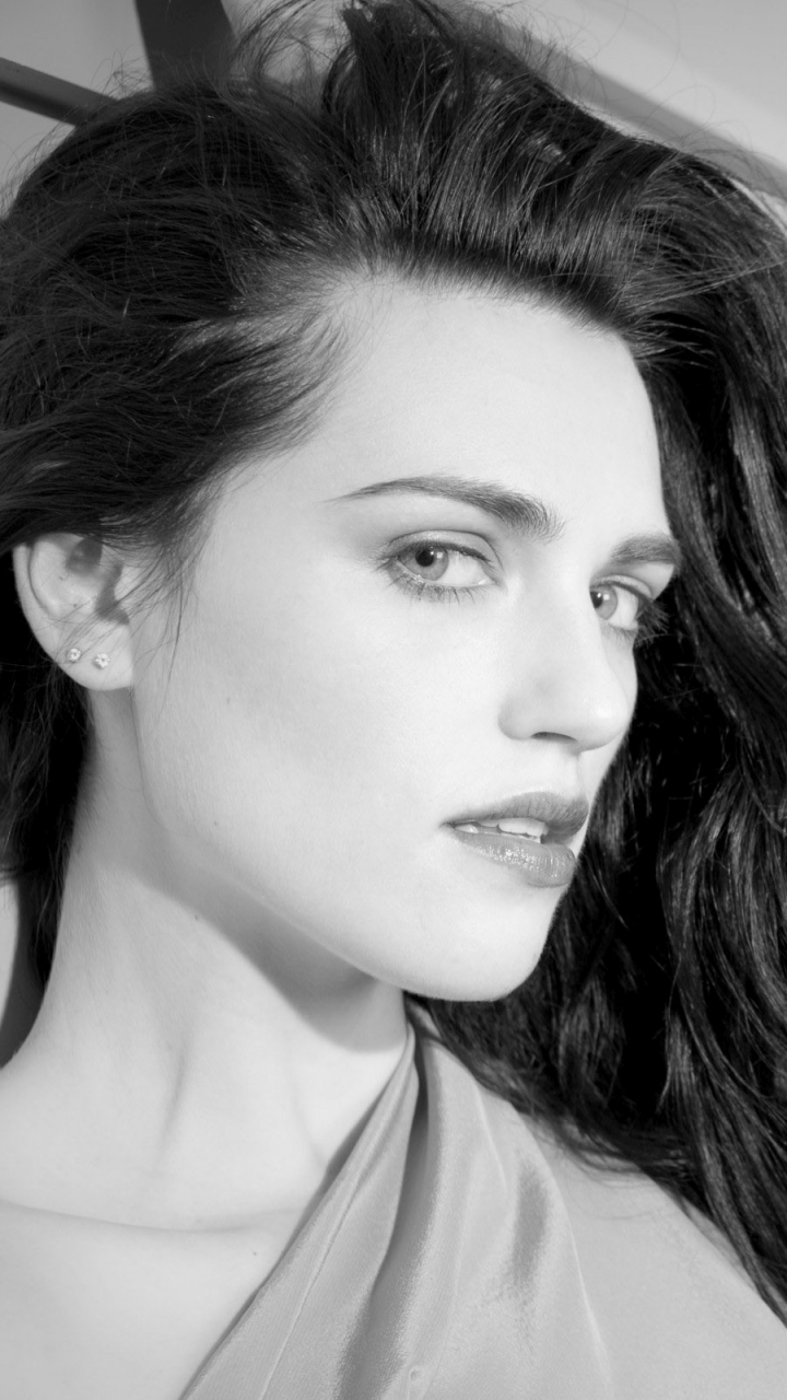 Download mobile wallpaper Celebrity, Black & White, Actress, Katie Mcgrath for free.