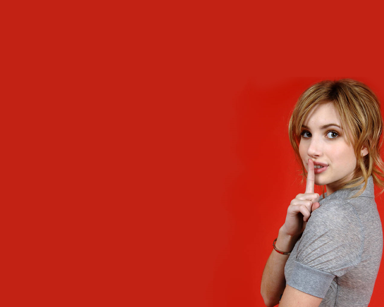 Free download wallpaper Celebrity, Emma Roberts on your PC desktop