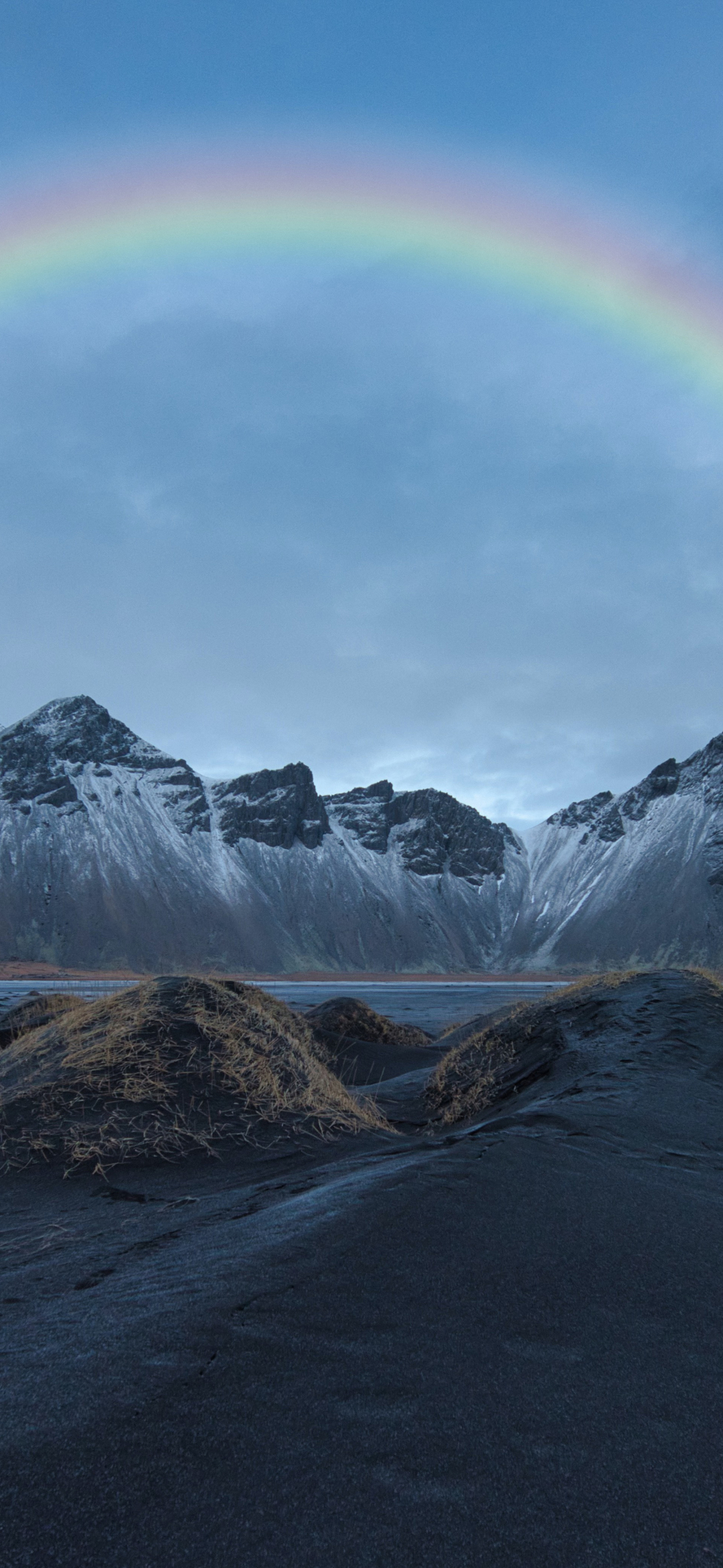 Скачать картинку Горы, Радуга, Гора, Исландия, Земля/природа, Вестрахорн, Гора Вестрахорн в телефон бесплатно.