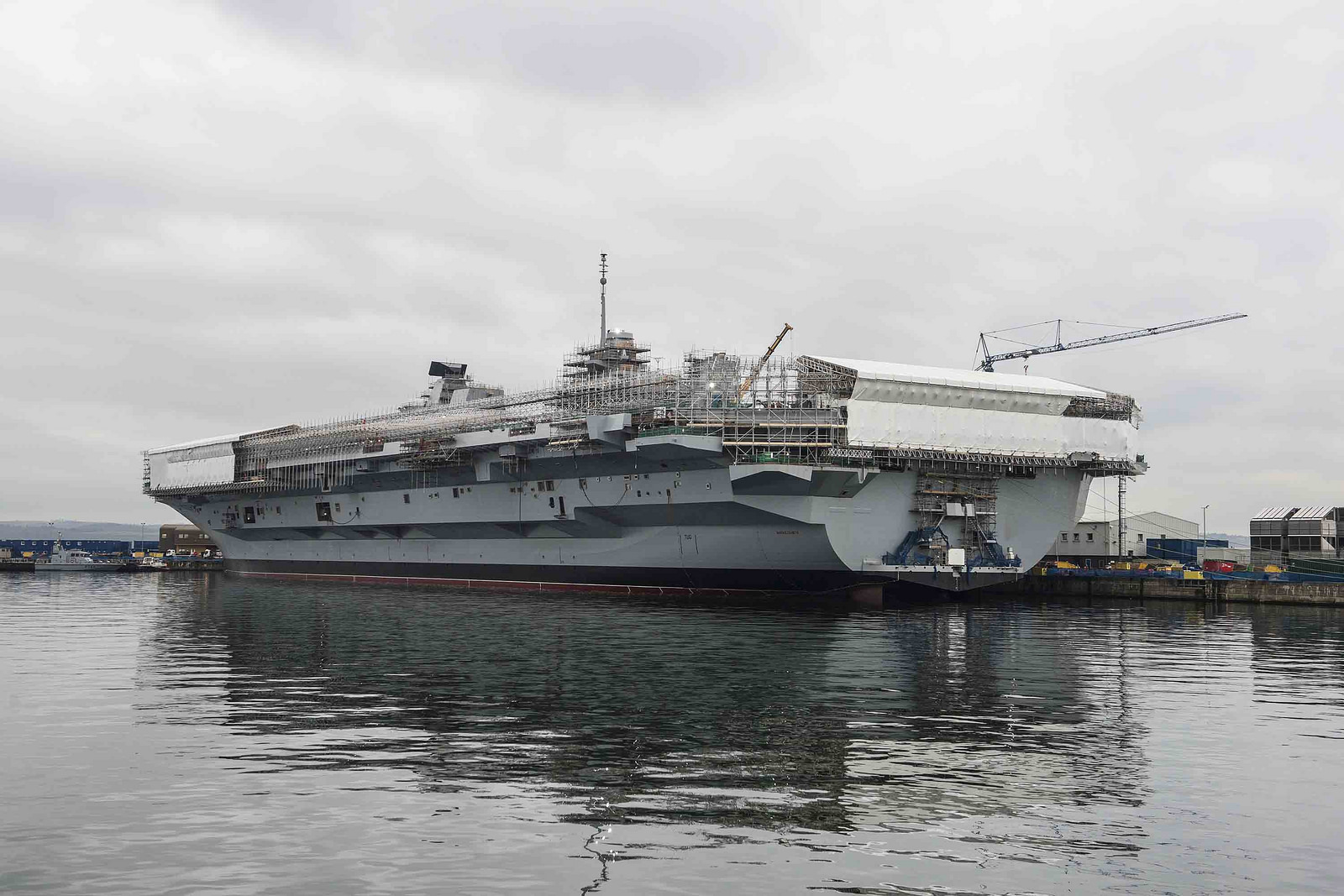 Télécharger des fonds d'écran Hms Queen Elizabeth (R08) HD