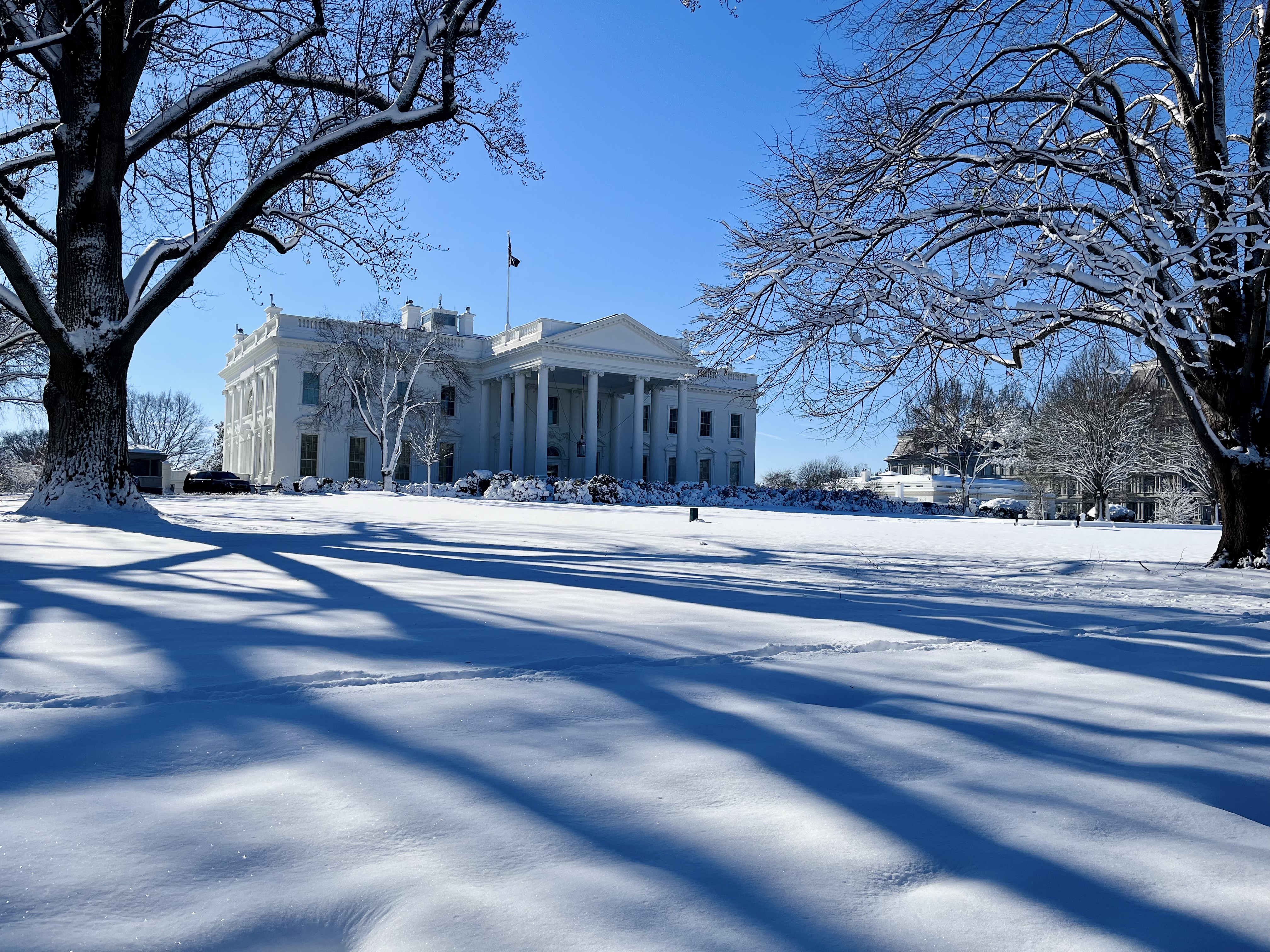 white house, man made, snow, winter, monuments