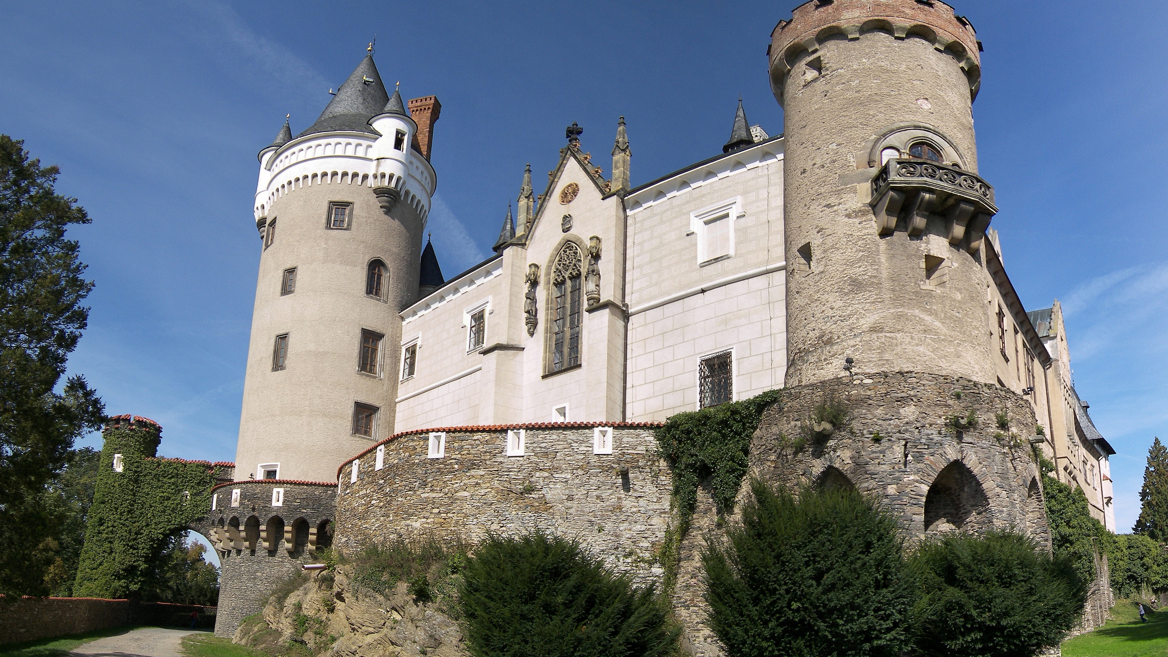 Descargar fondos de escritorio de Castillo De Zléby HD