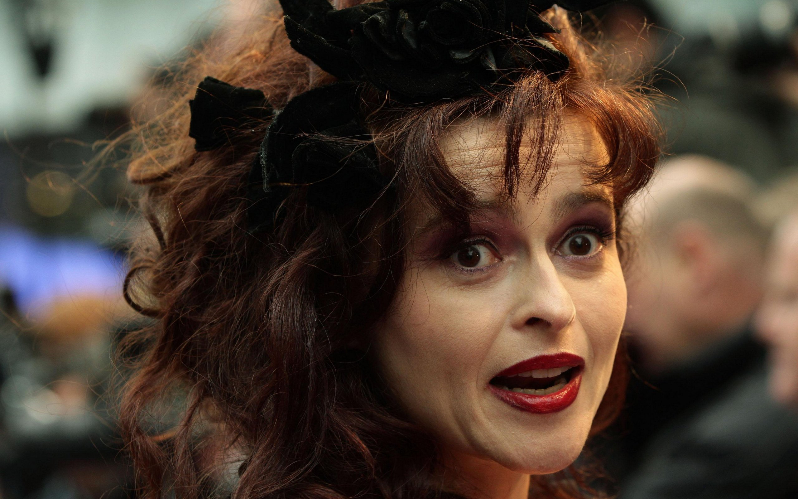 Descarga gratuita de fondo de pantalla para móvil de Inglés, Celebridades, Actriz, Helena Bonham Carter.