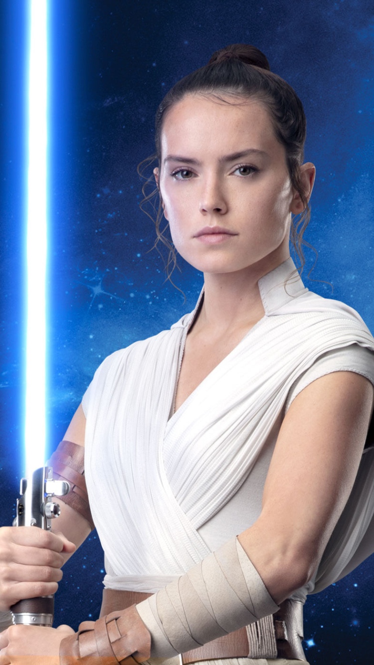 Download mobile wallpaper Star Wars, Lightsaber, Movie, Daisy Ridley, Rey (Star Wars), Star Wars: The Rise Of Skywalker for free.