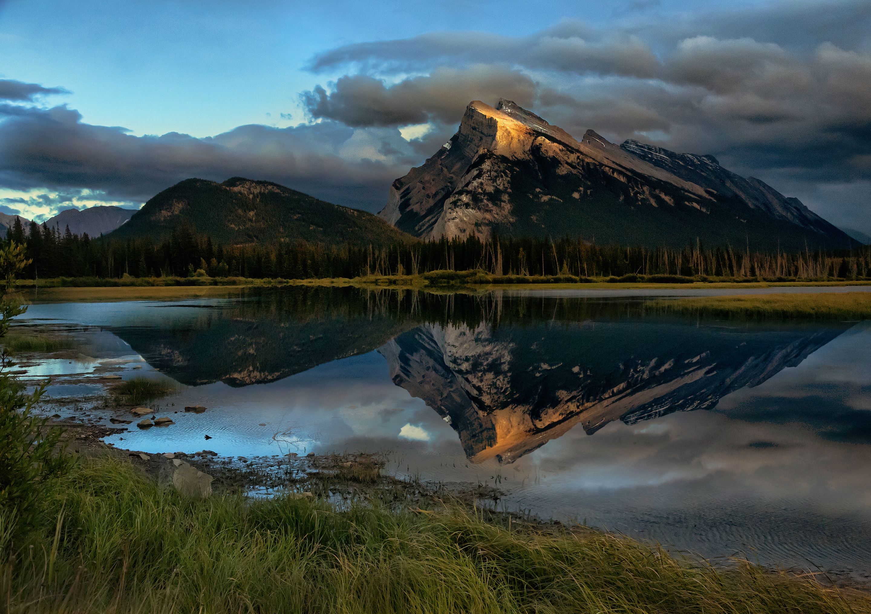 Download mobile wallpaper Nature, Mountain, Lake, Reflection, Earth for free.