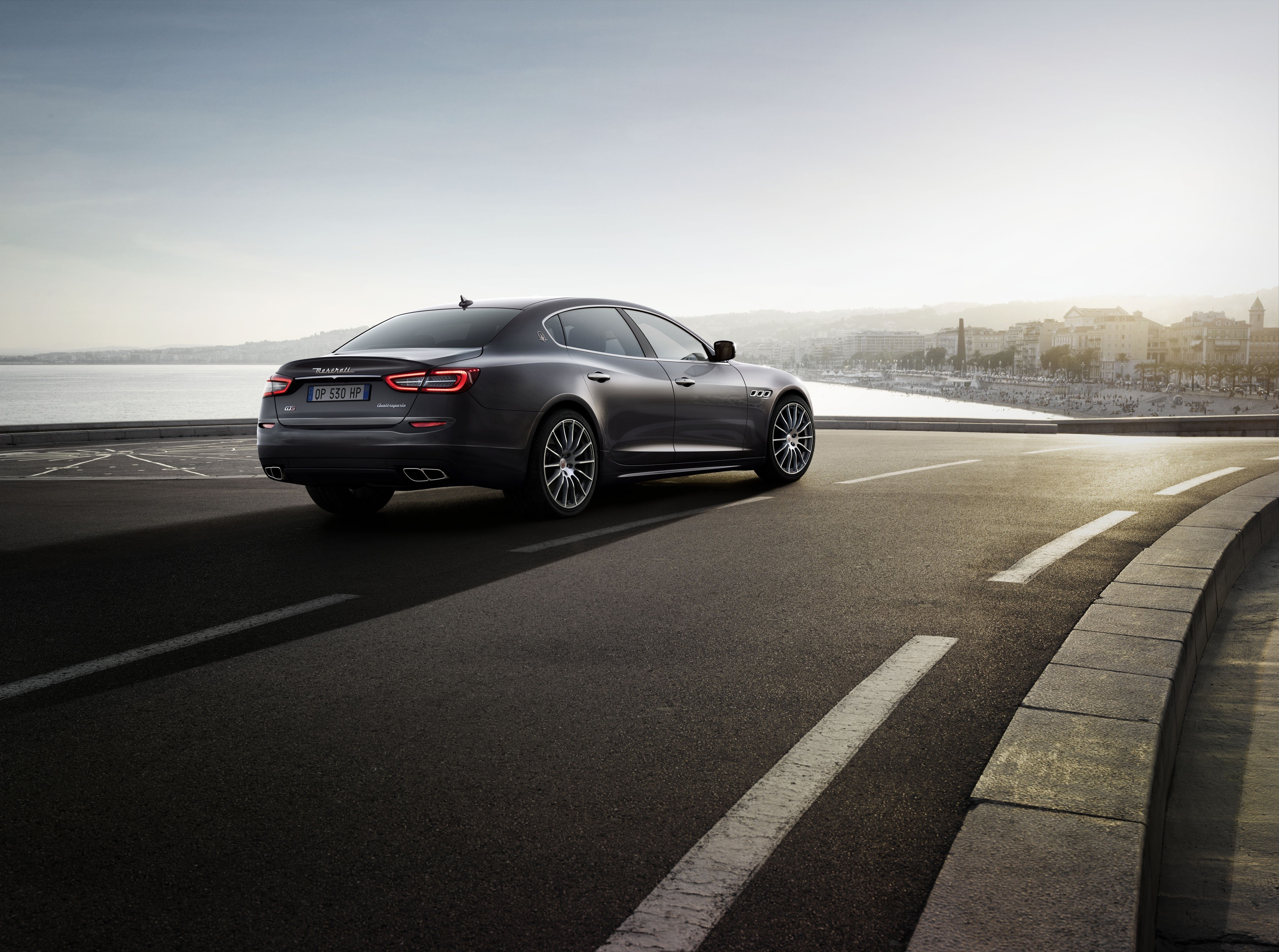 Baixe gratuitamente a imagem Maserati, Cidade, Estrada, Veículos na área de trabalho do seu PC
