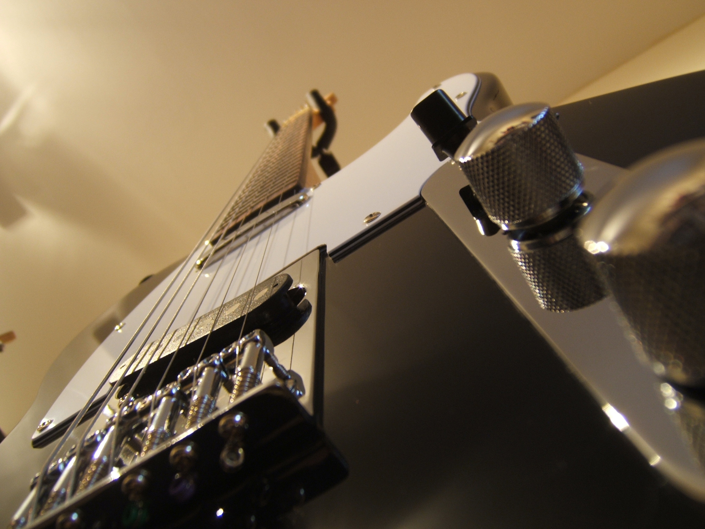 Handy-Wallpaper Gitarre, Musik kostenlos herunterladen.