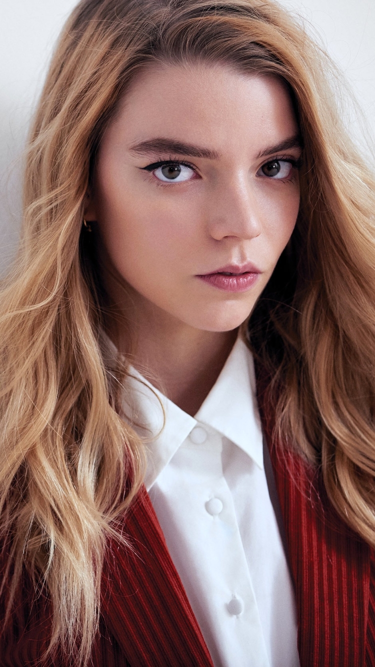 Handy-Wallpaper Blond, Amerikanisch, Blondinen, Braune Augen, Berühmtheiten, Darstellerin, Anya Taylor Joy kostenlos herunterladen.