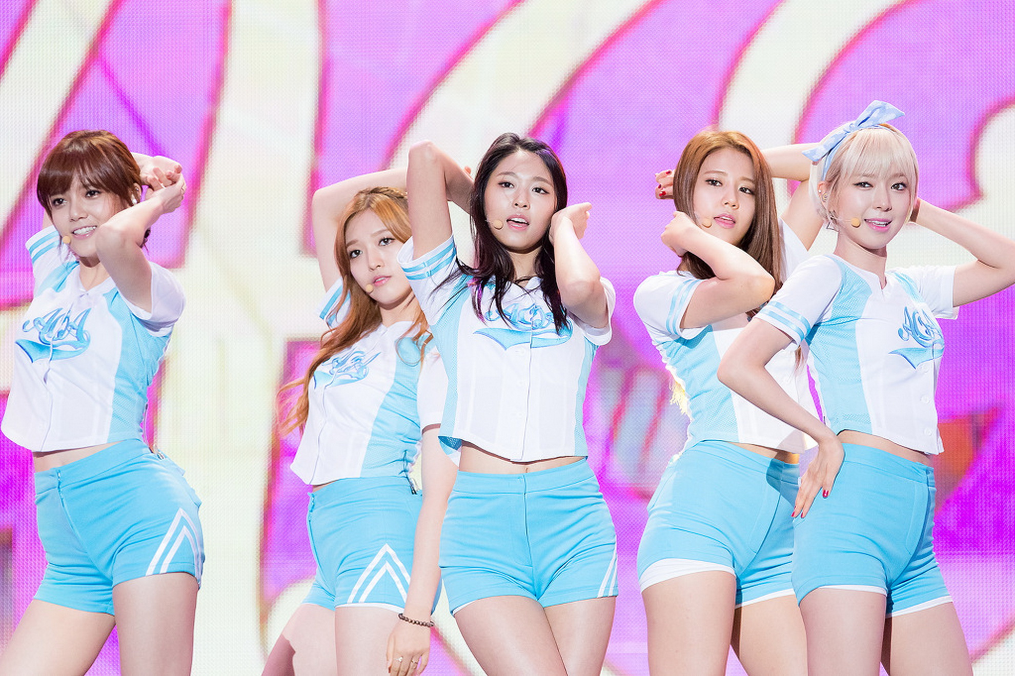 Download mobile wallpaper Music, Aoa for free.