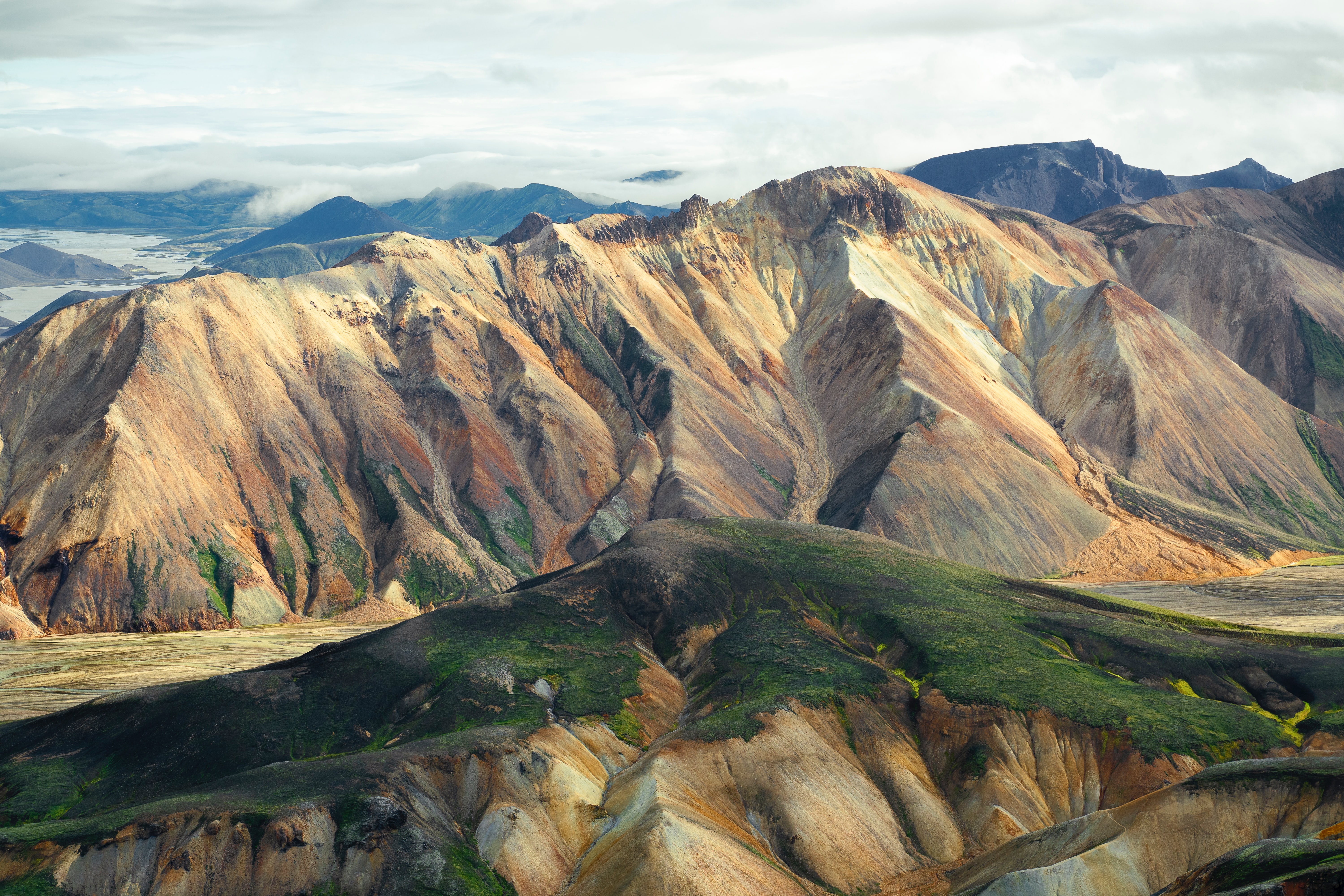 Descarga gratuita de fondo de pantalla para móvil de Montañas, Montaña, Tierra/naturaleza.