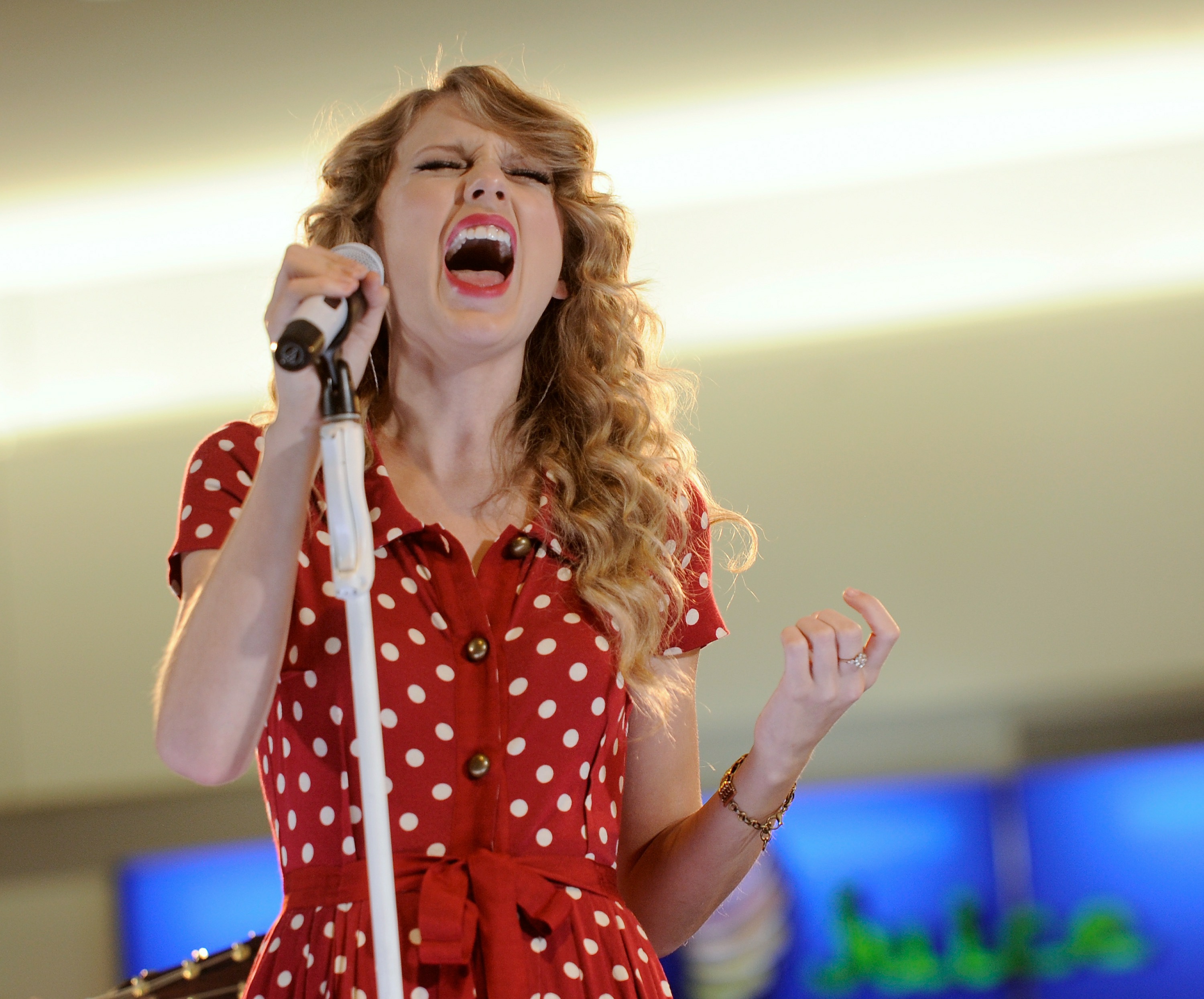 Téléchargez des papiers peints mobile Musique, Taylor Swift gratuitement.