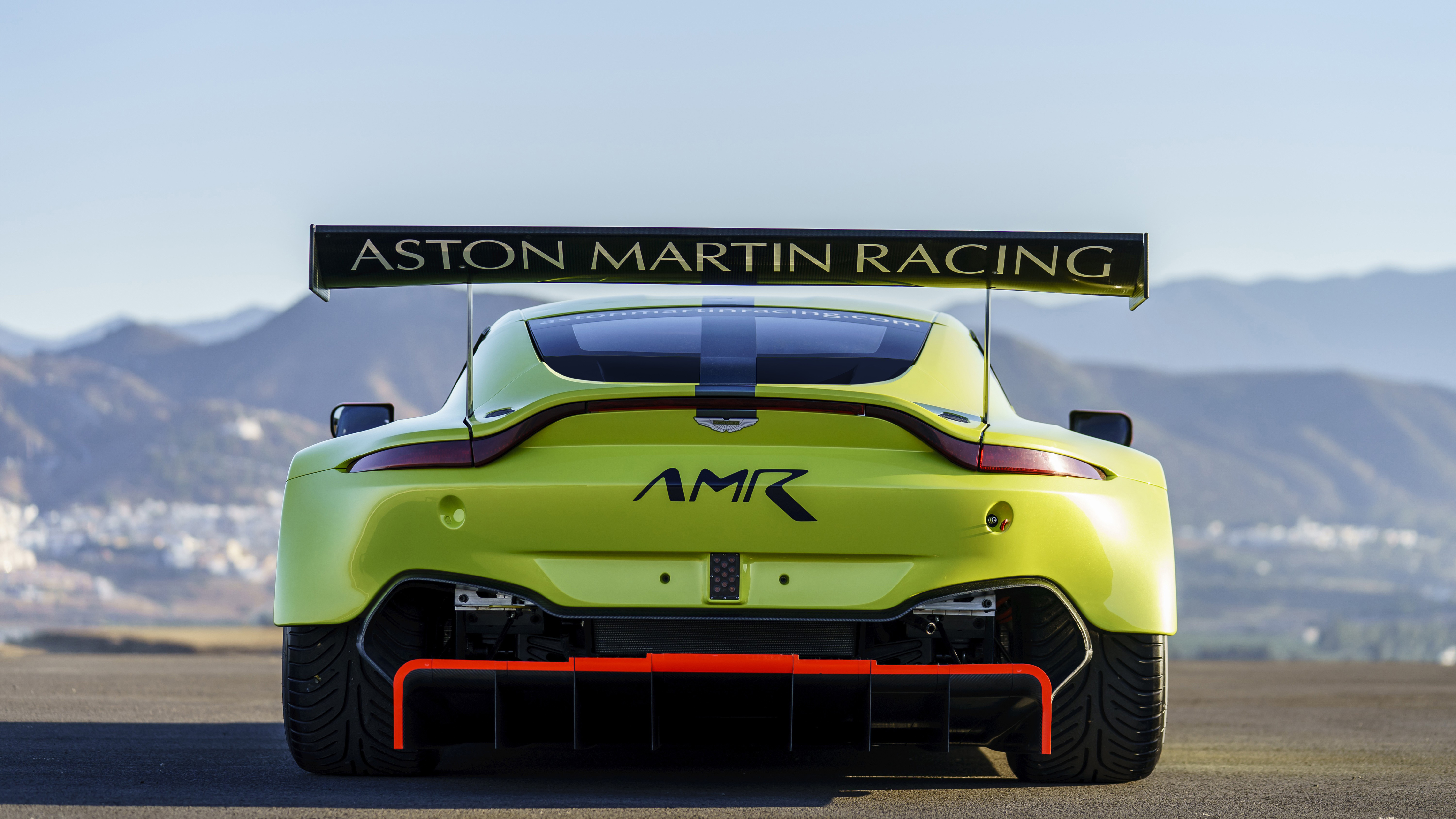 Download mobile wallpaper Aston Martin, Race Car, Vehicles, Aston Martin Vantage Gte for free.