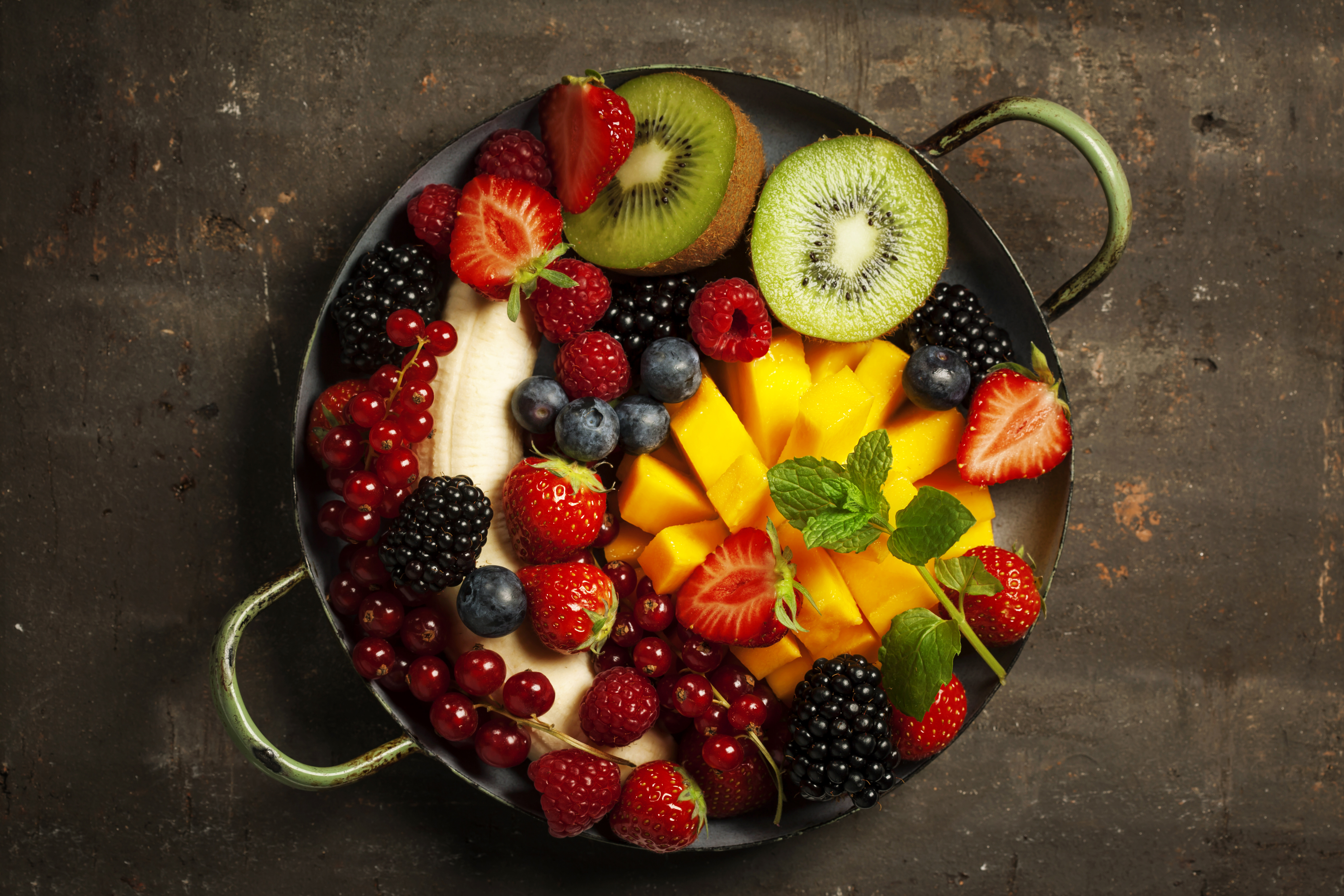 mango, banana, food, fruit, berry, blackberry, blueberry, currants, kiwi, strawberry, fruits