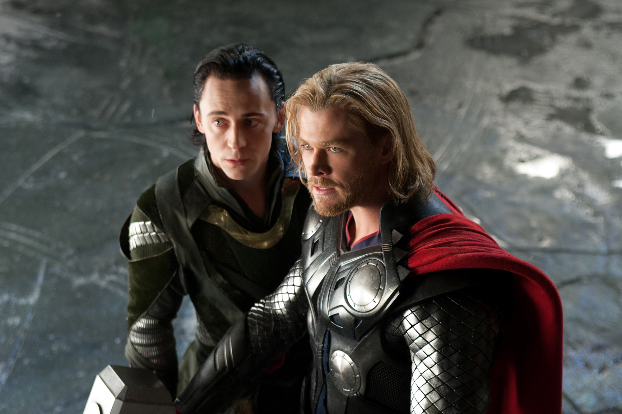 Download mobile wallpaper Movie, Thor, Loki (Marvel Comics), Chris Hemsworth, Tom Hiddleston for free.