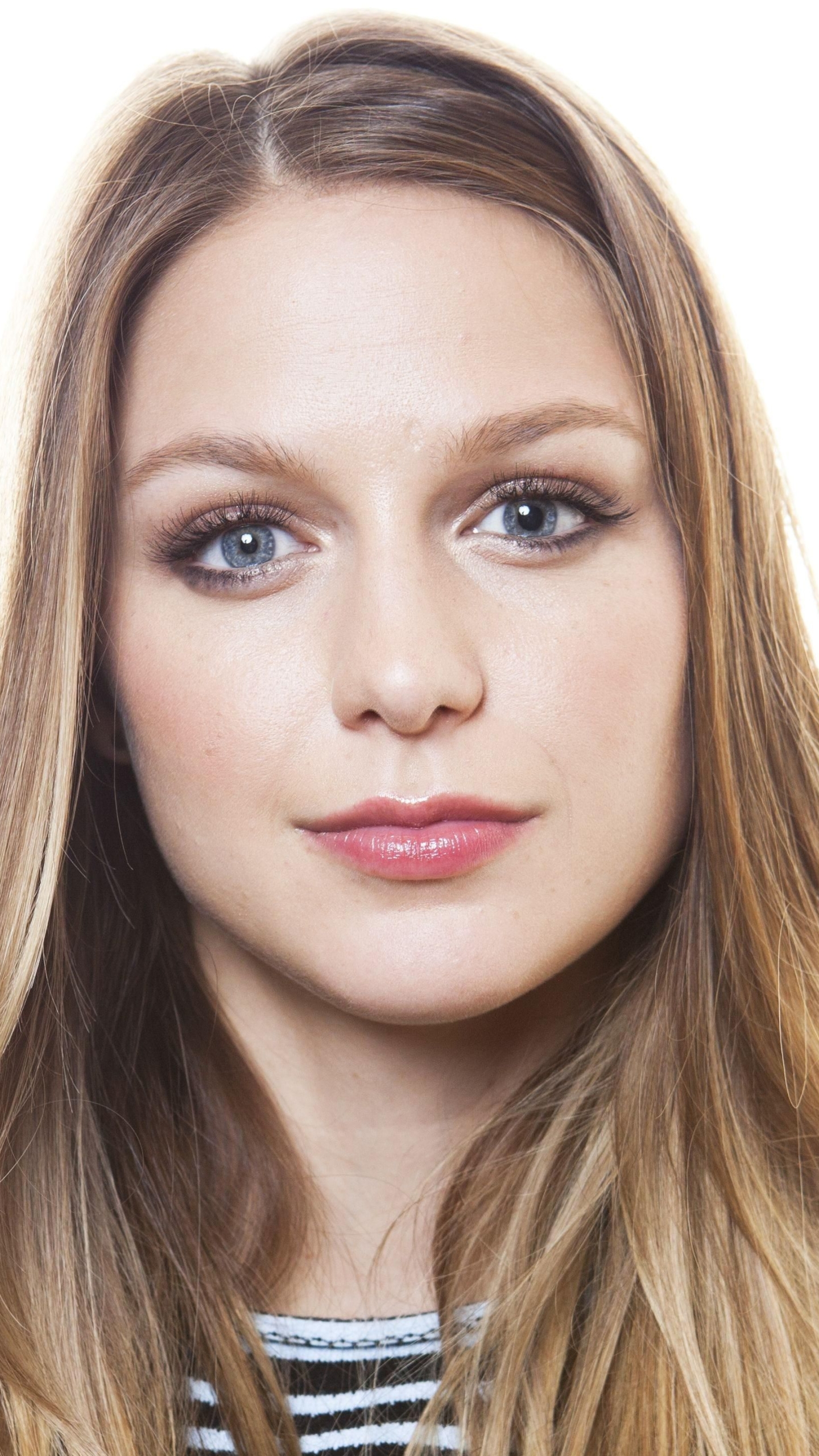 Download mobile wallpaper Face, Blue Eyes, Celebrity, Actress, Melissa Benoist for free.