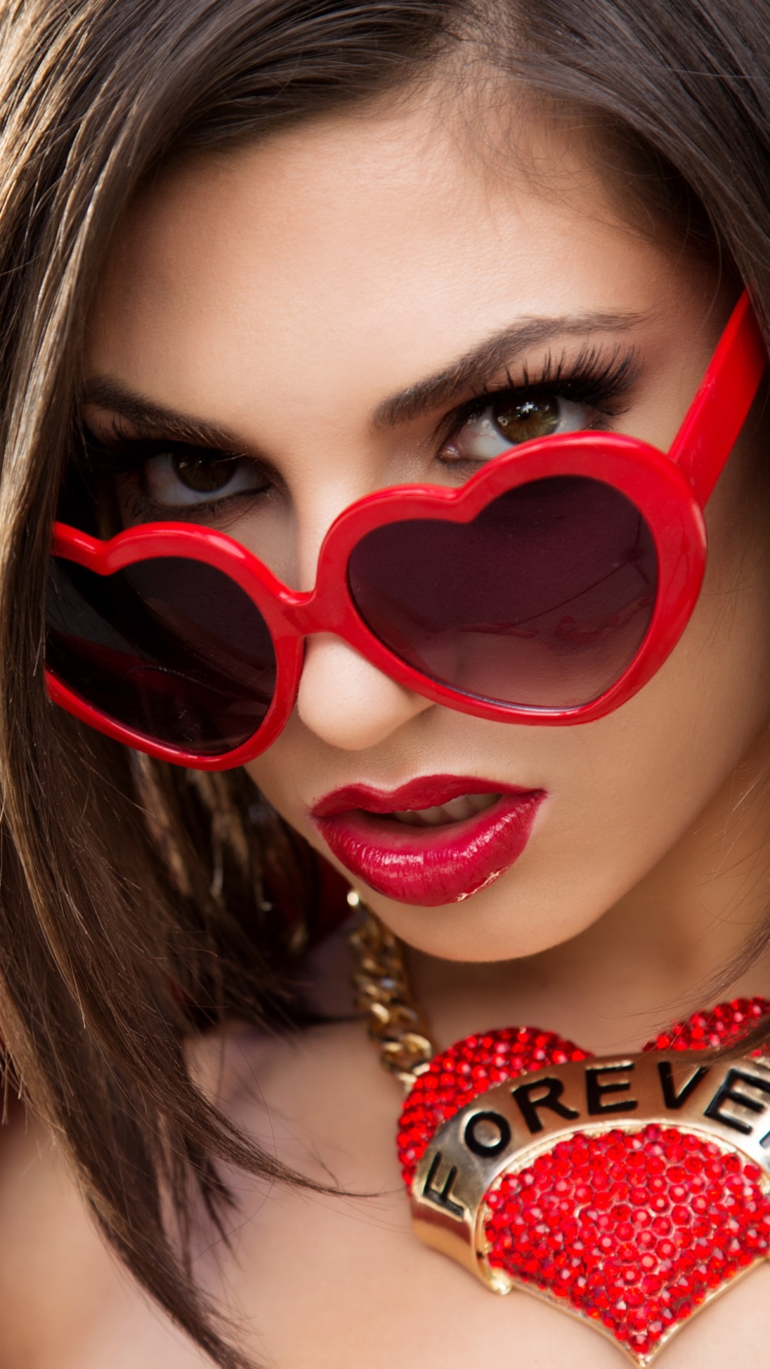 Download mobile wallpaper Brunette, Sunglasses, Model, Women, Short Hair, Lipstick for free.