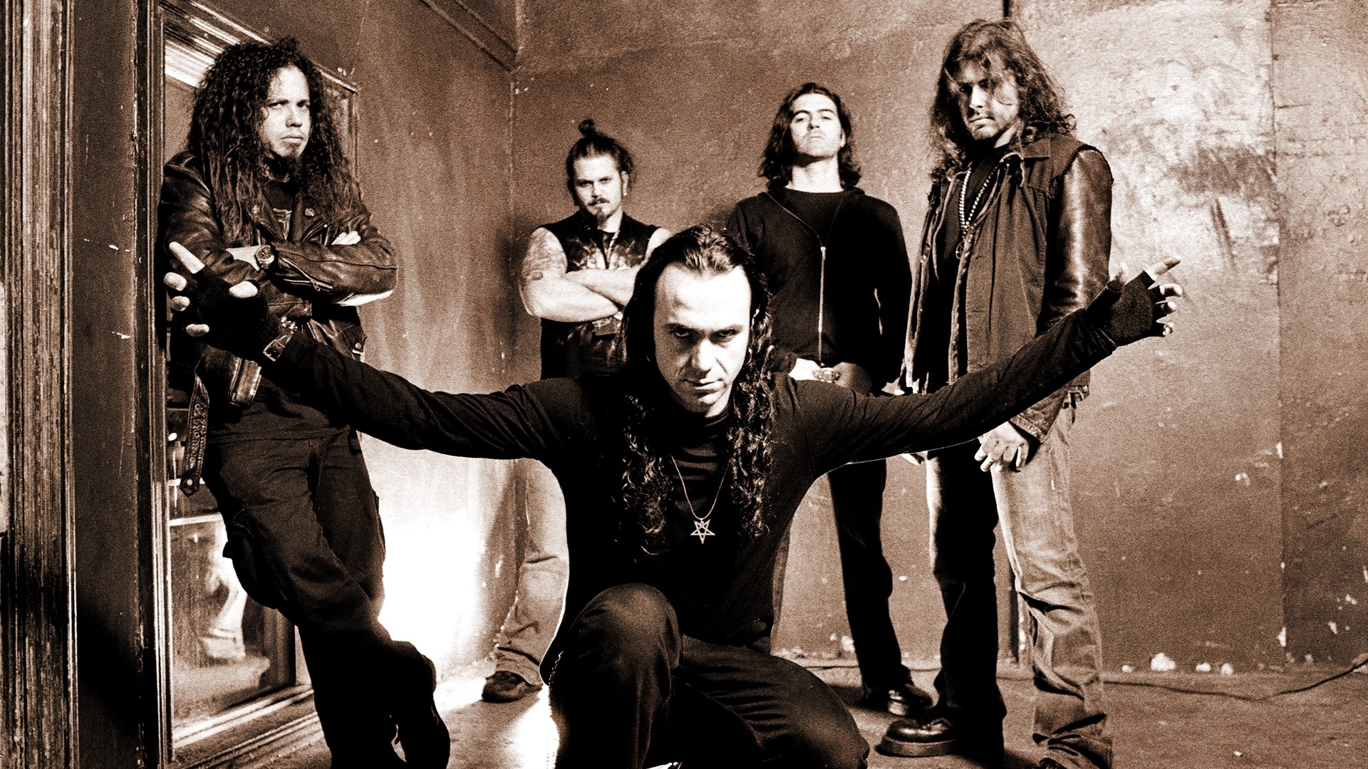 Завантажити шпалери Moonspell на телефон безкоштовно