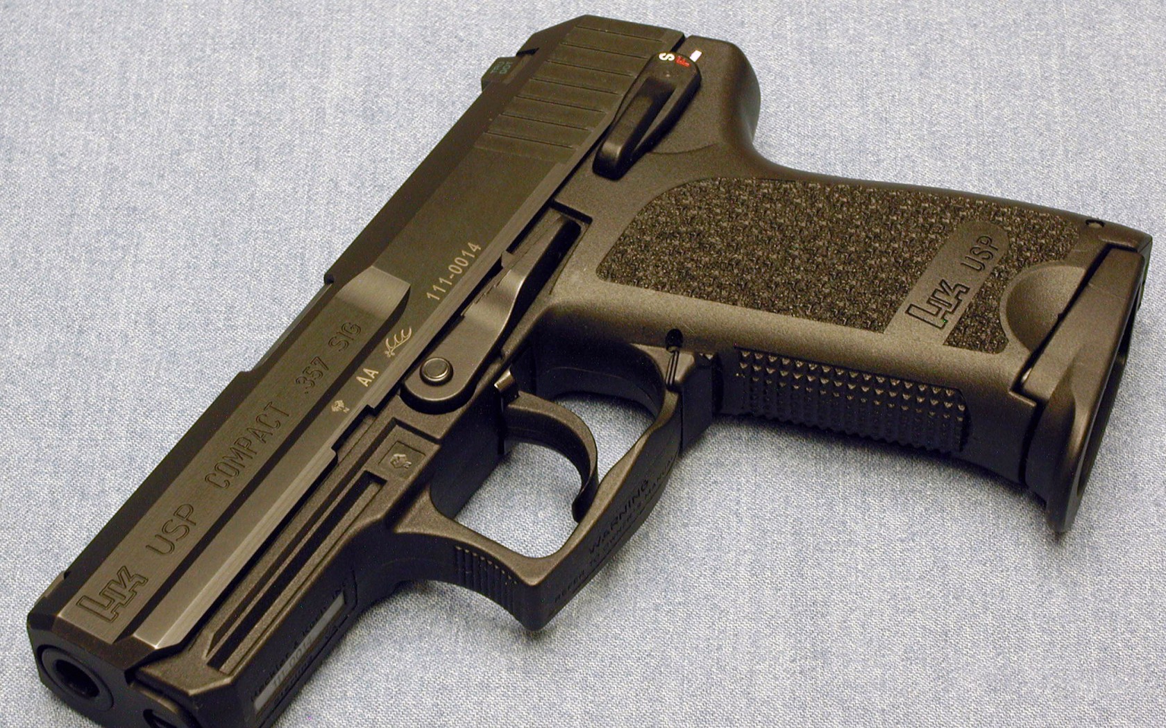 Melhores papéis de parede de Pistola Compacta Heckler & Koch Usp para tela do telefone