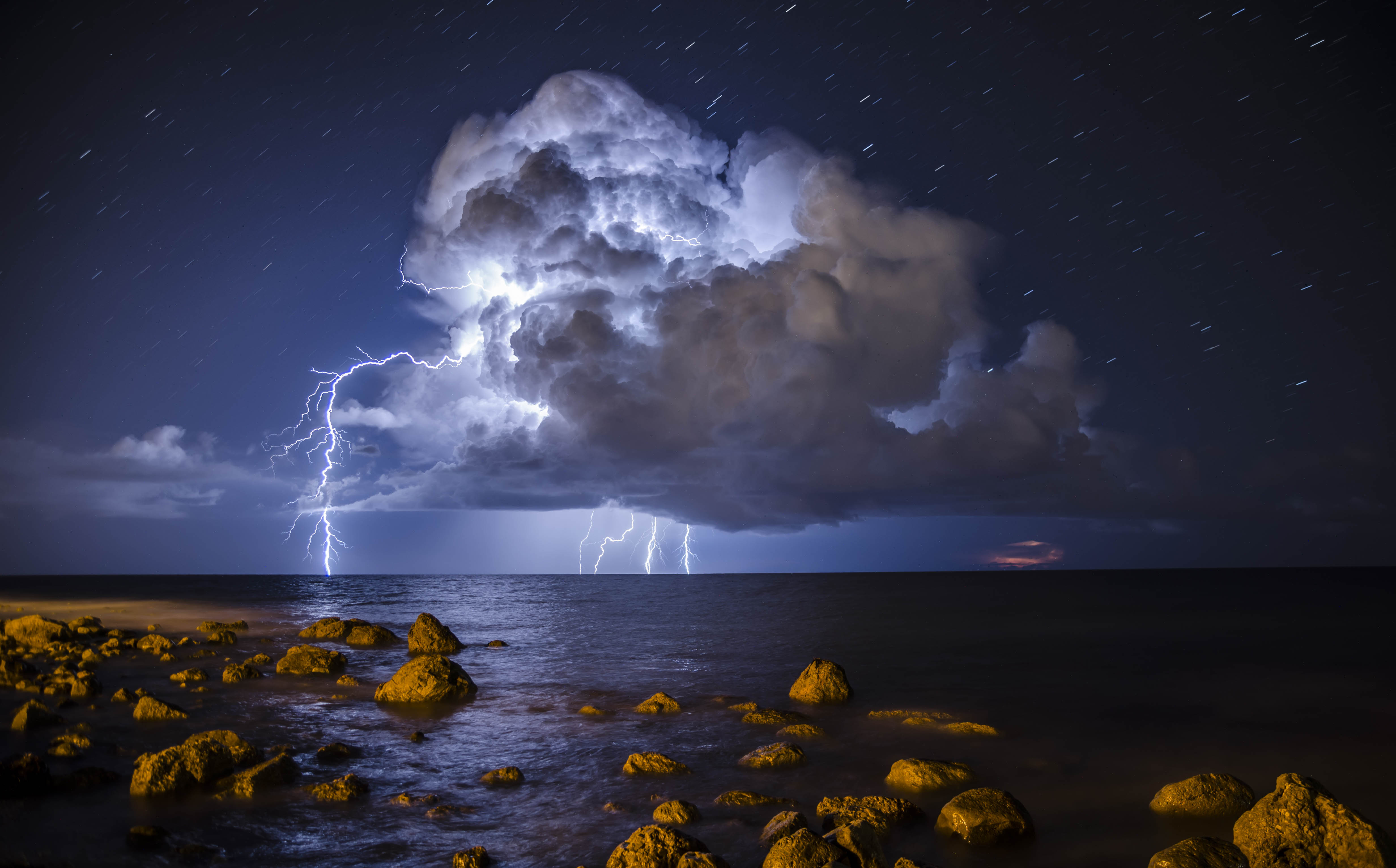 Laden Sie das Natur, Blitz, Horizont, Ozean, Wolke, Fotografie, Nacht, Himmel-Bild kostenlos auf Ihren PC-Desktop herunter