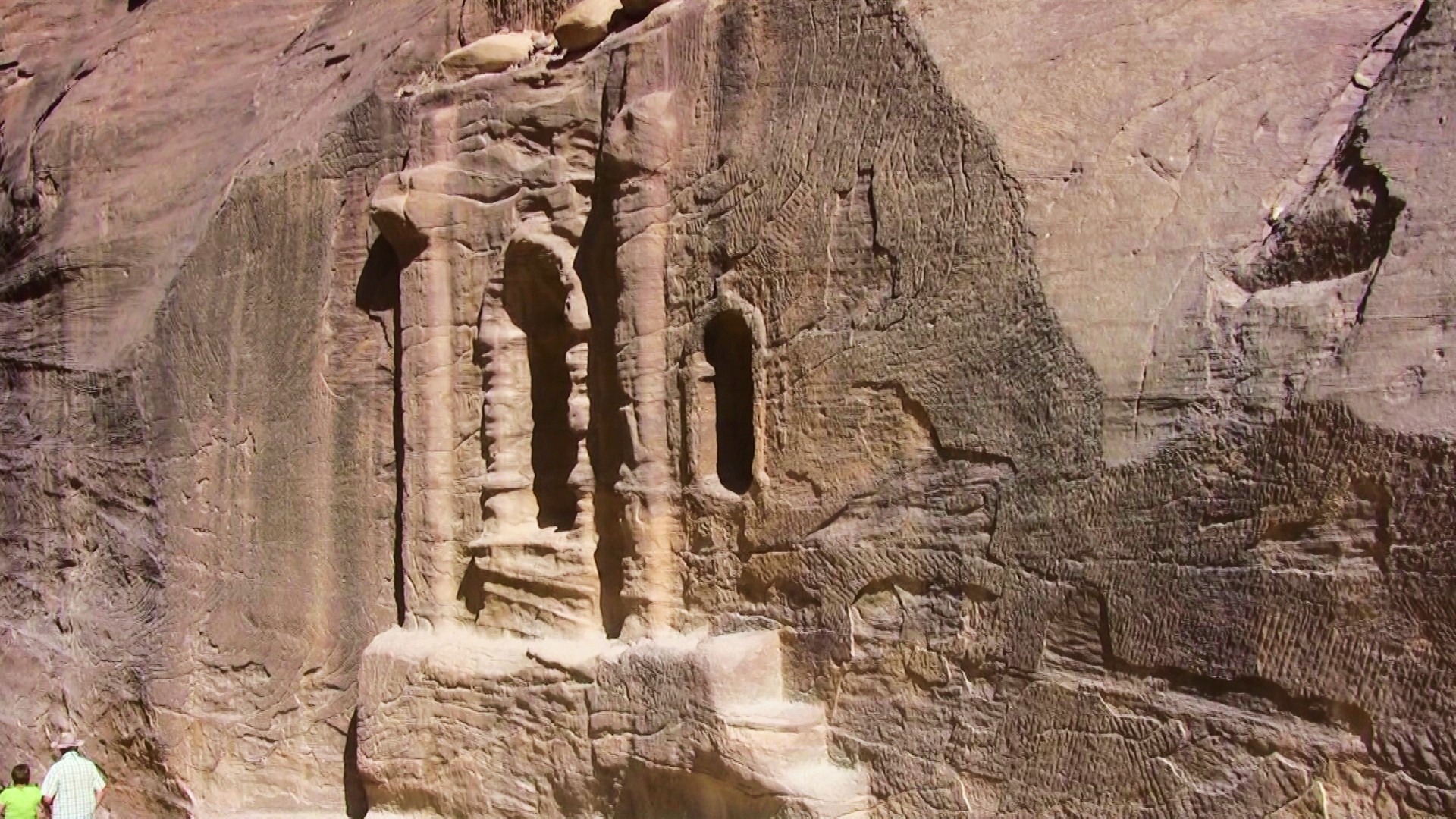 Descarga gratuita de fondo de pantalla para móvil de Petra, Monumentos, Hecho Por El Hombre.