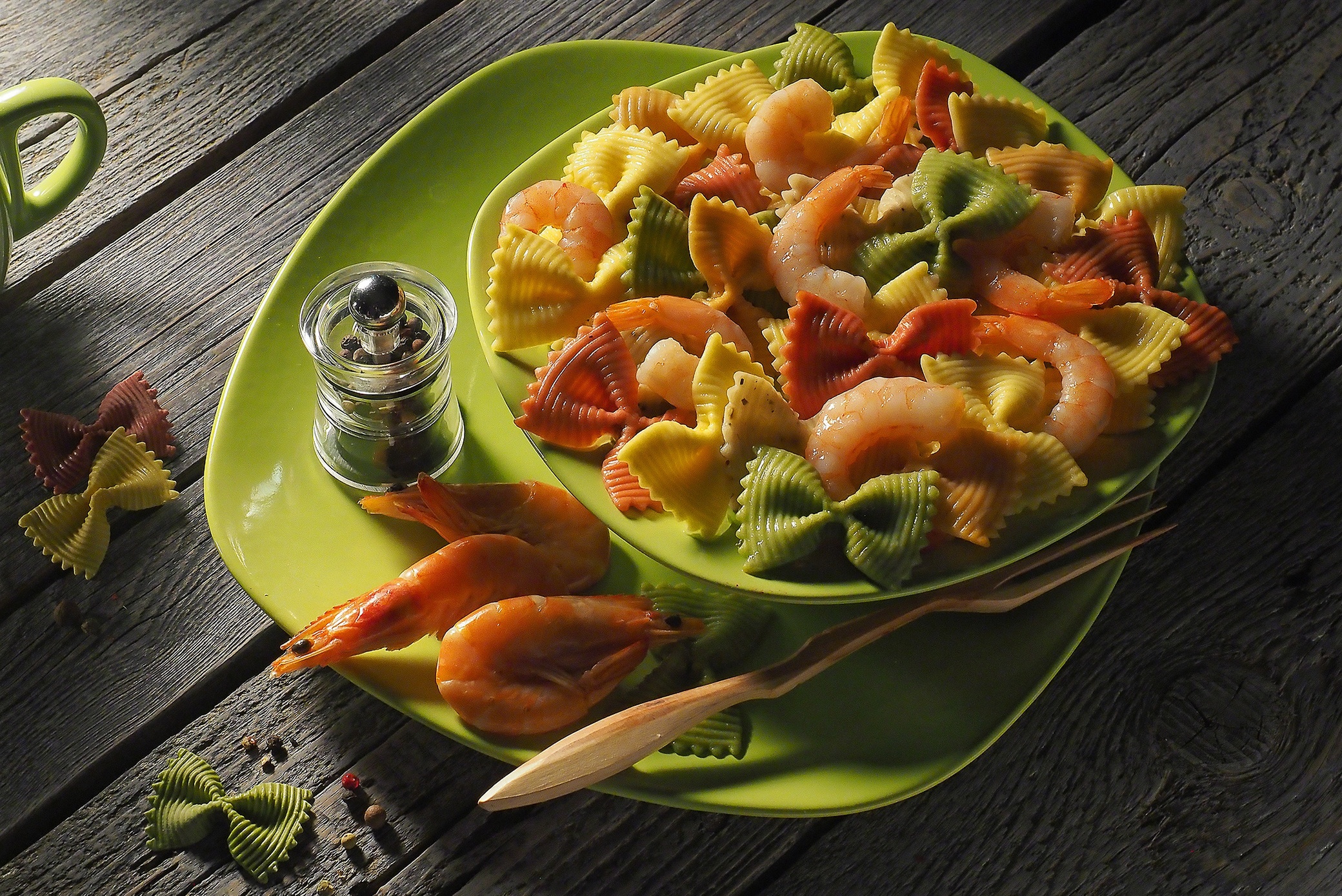Download mobile wallpaper Food, Pasta, Shrimp for free.