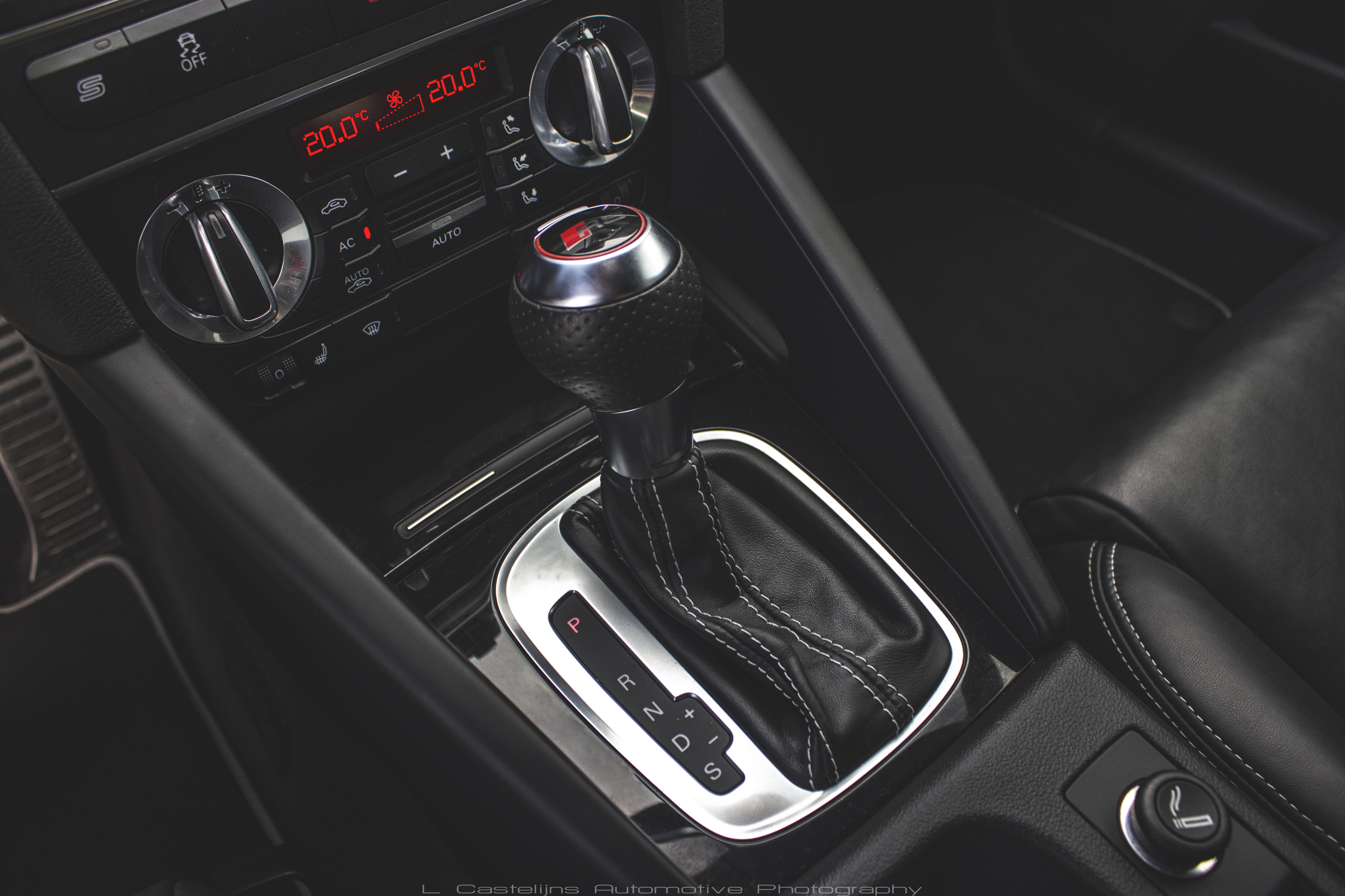 Handy-Wallpaper Audi, Audi R8, Fahrzeuge kostenlos herunterladen.