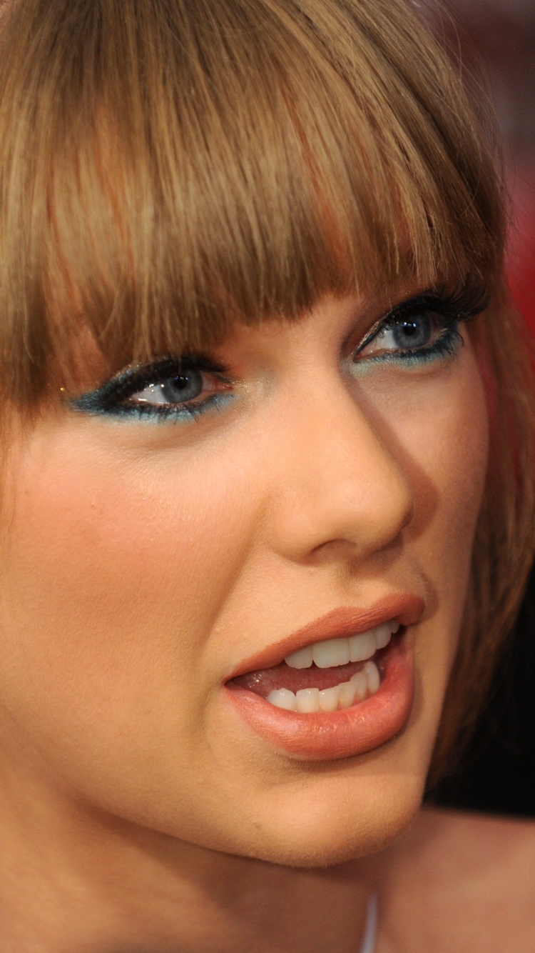 Download mobile wallpaper Music, Singer, Blonde, Face, Blue Eyes, American, Taylor Swift for free.