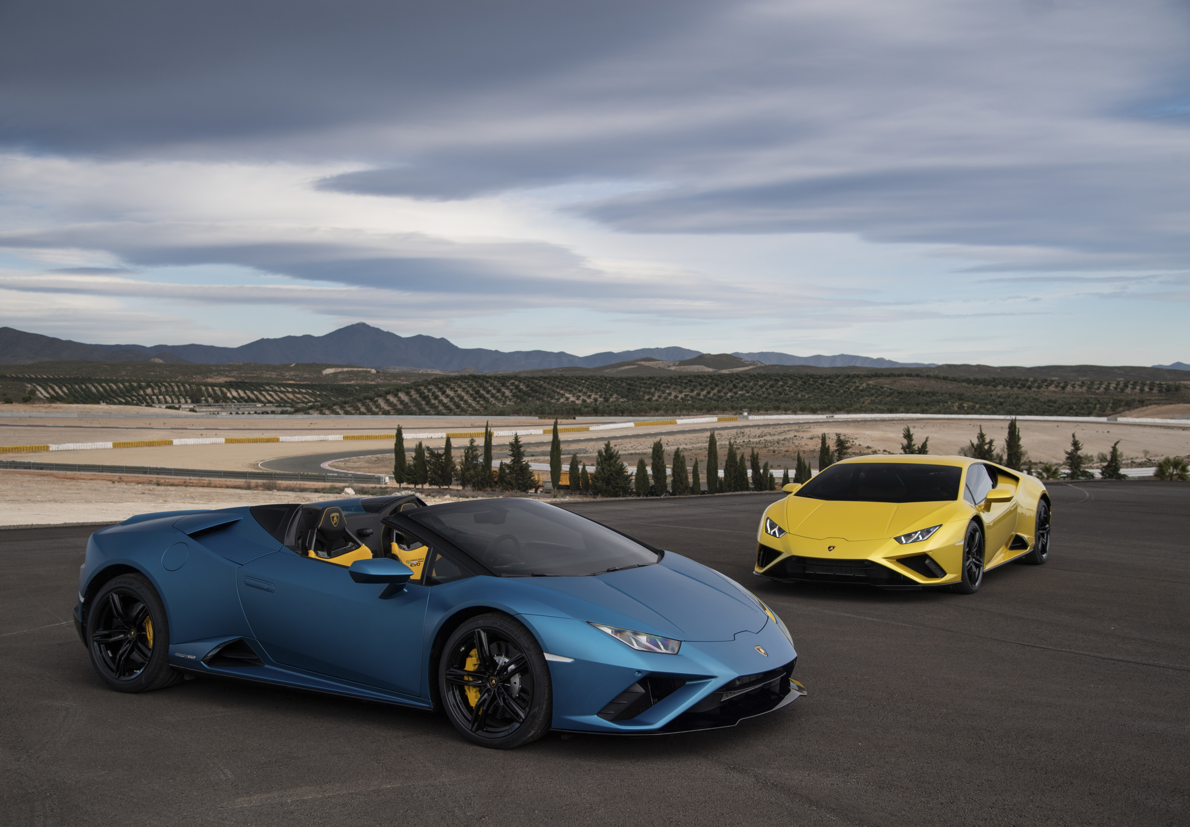 Download mobile wallpaper Lamborghini, Supercar, Vehicles, Lamborghini Huracán Evo for free.