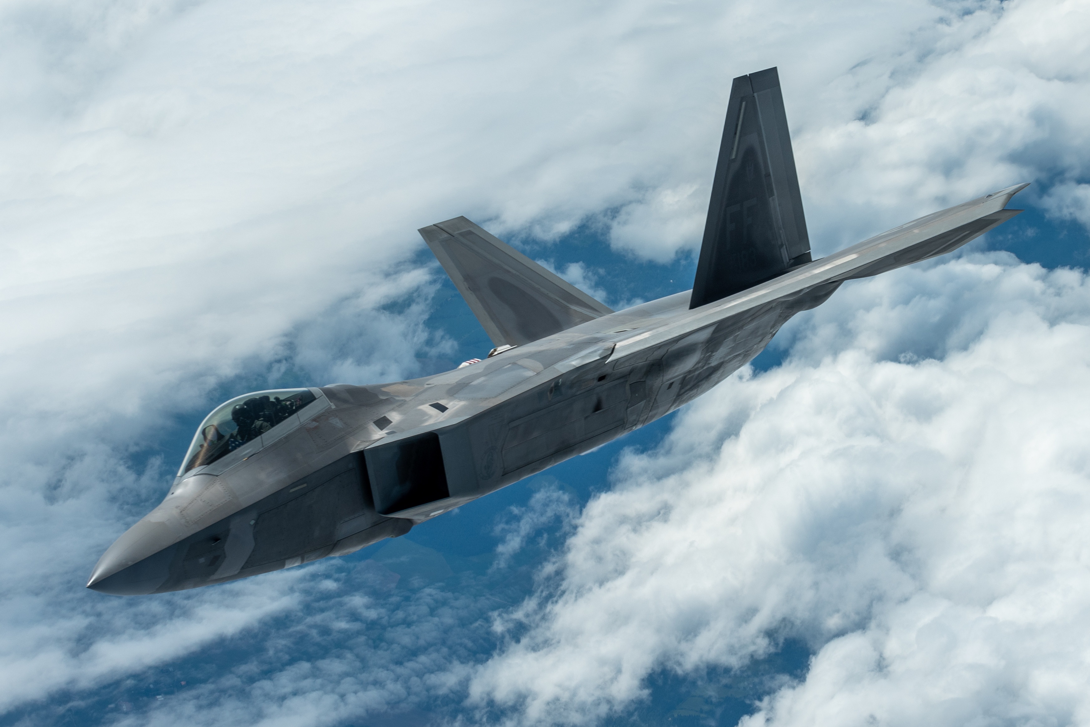 Descarga gratuita de fondo de pantalla para móvil de Militar, Lockheed Martin F 22 Raptor, Avión De Caza, Avión De Guerra, Aviones De Combate.