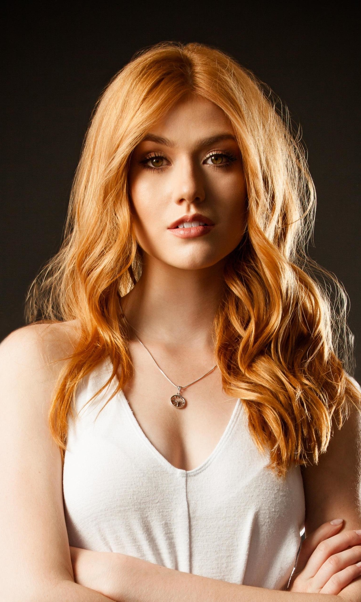 Download mobile wallpaper Redhead, American, Celebrity, Actress, Katherine Mcnamara for free.