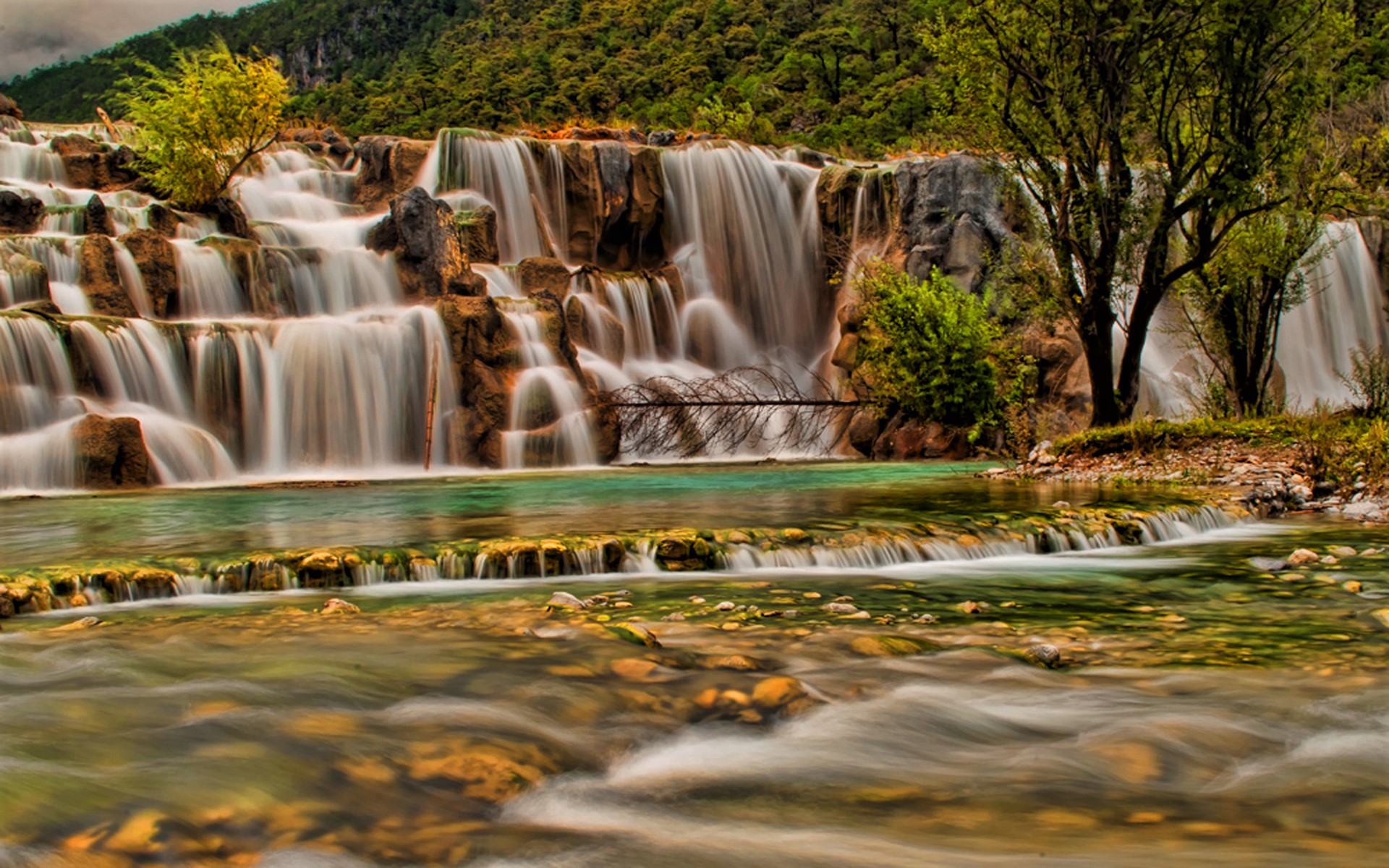 Laden Sie das Wasserfälle, Wasserfall, Wald, Erde/natur-Bild kostenlos auf Ihren PC-Desktop herunter