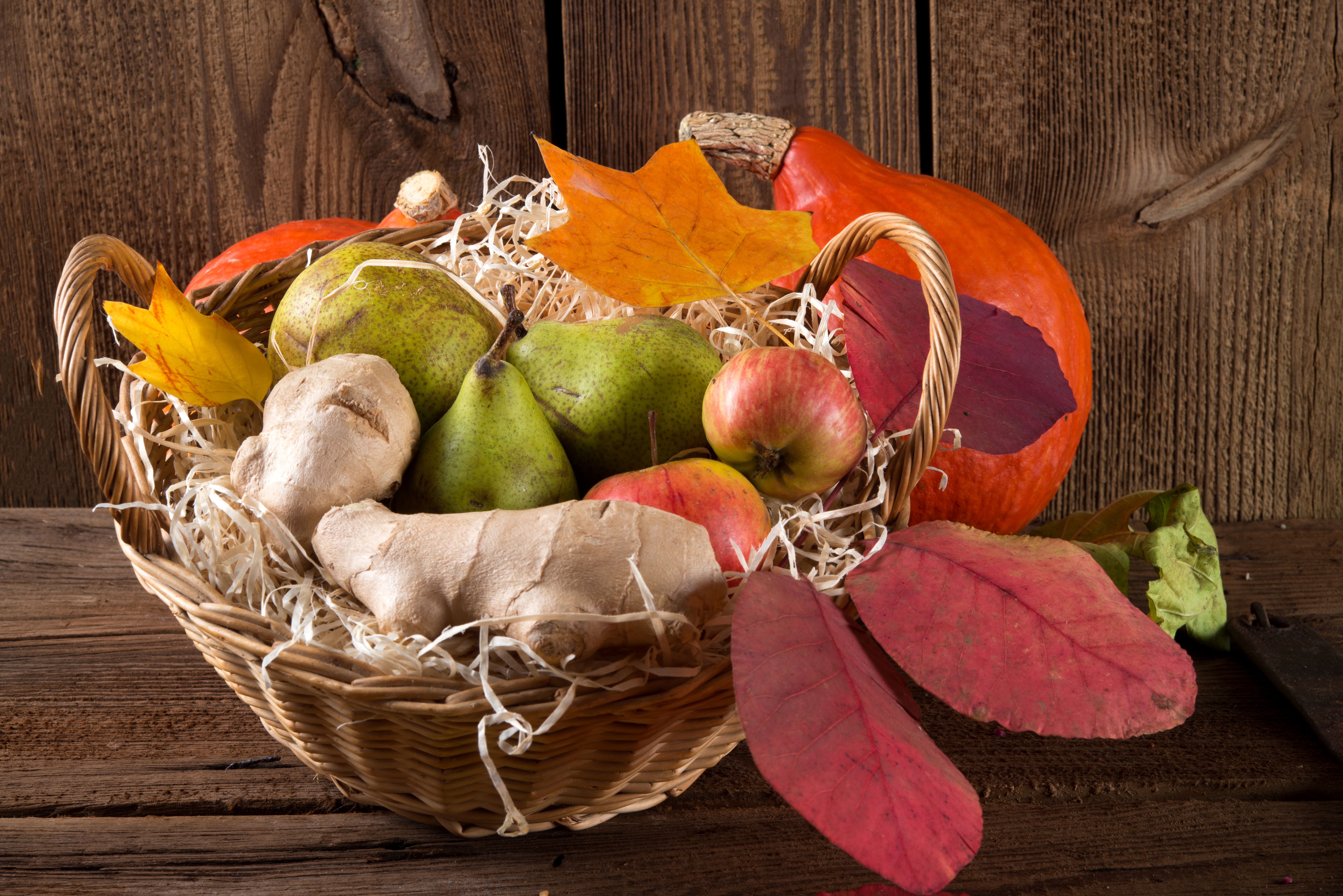 Free download wallpaper Apple, Still Life, Leaf, Fall, Photography, Pear on your PC desktop