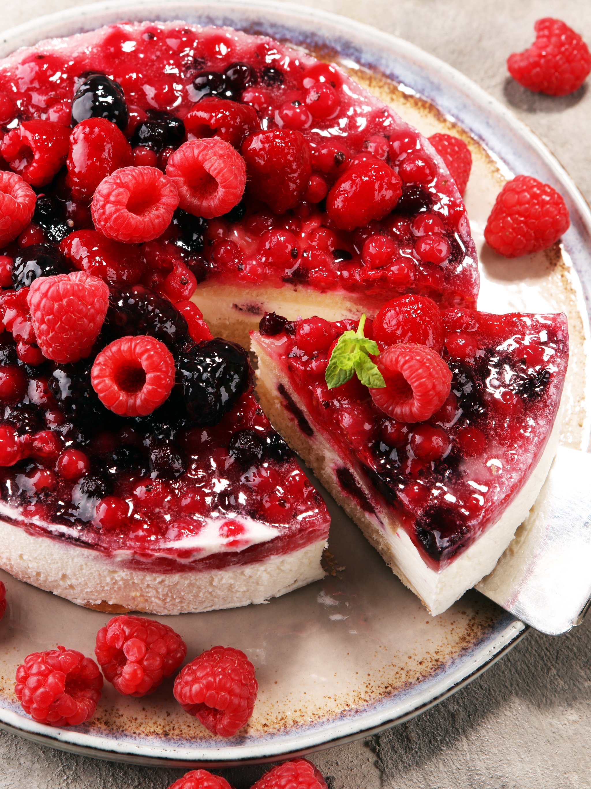 Download mobile wallpaper Food, Dessert, Raspberry, Cake, Berry, Fruit, Cheesecake, Pastry for free.