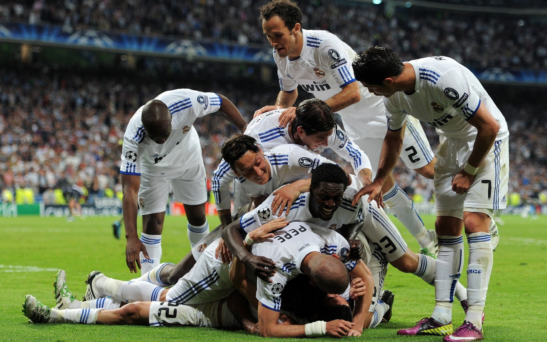 Скачать картинку Реал Мадрид С Ф, Виды Спорта, Футбольный в телефон бесплатно.