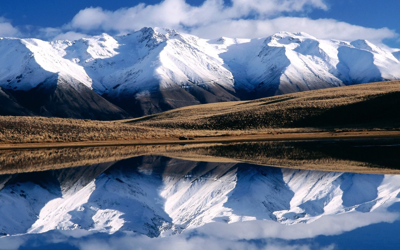 Free download wallpaper Reflection, Earth on your PC desktop