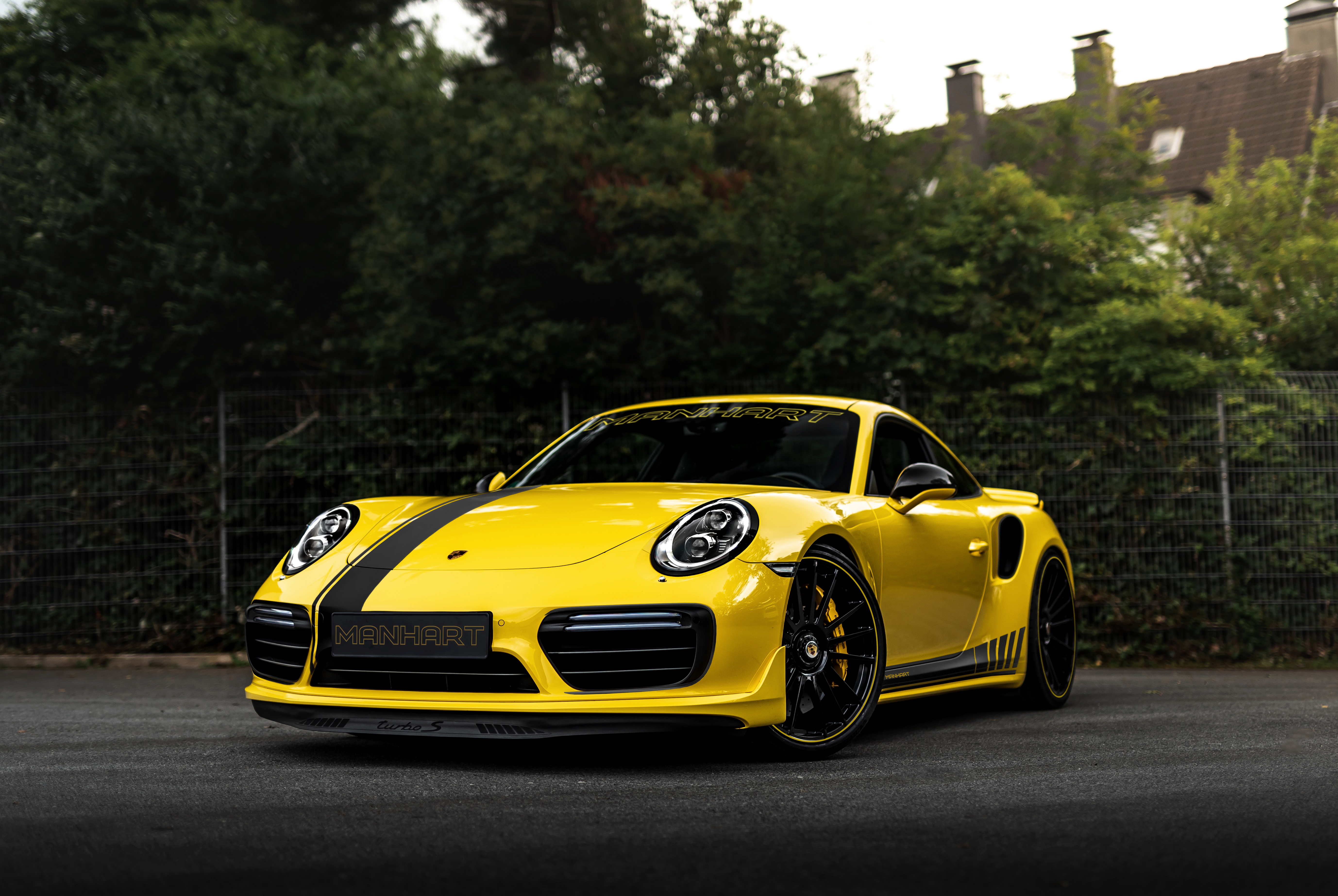 Téléchargez des papiers peints mobile Porsche, Voiture, Porsche 911, Véhicules, Voiture Jaune, Porsche 911 Turbo gratuitement.