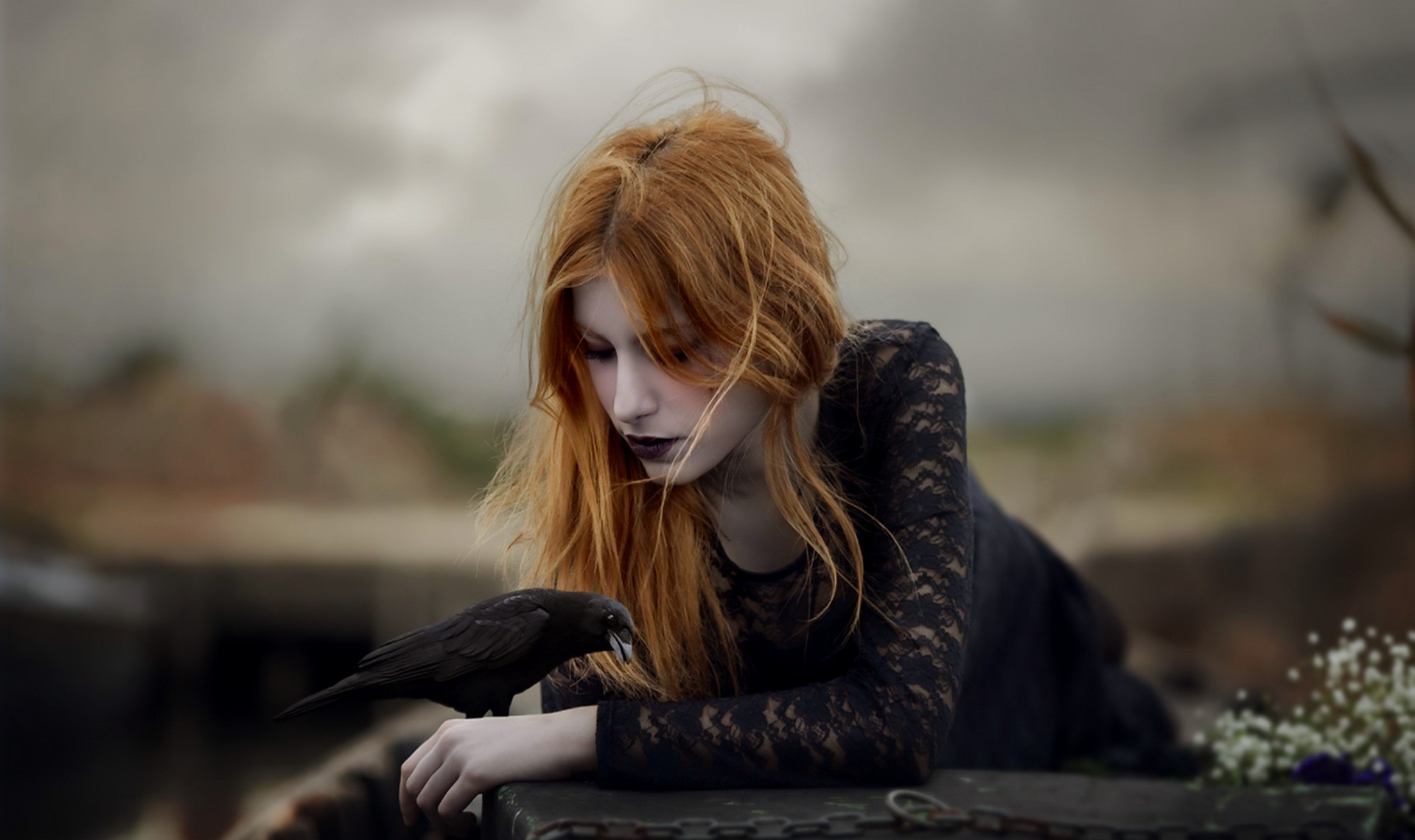 Free download wallpaper Bird, Redhead, Mood, Crow, Women, Lipstick on your PC desktop