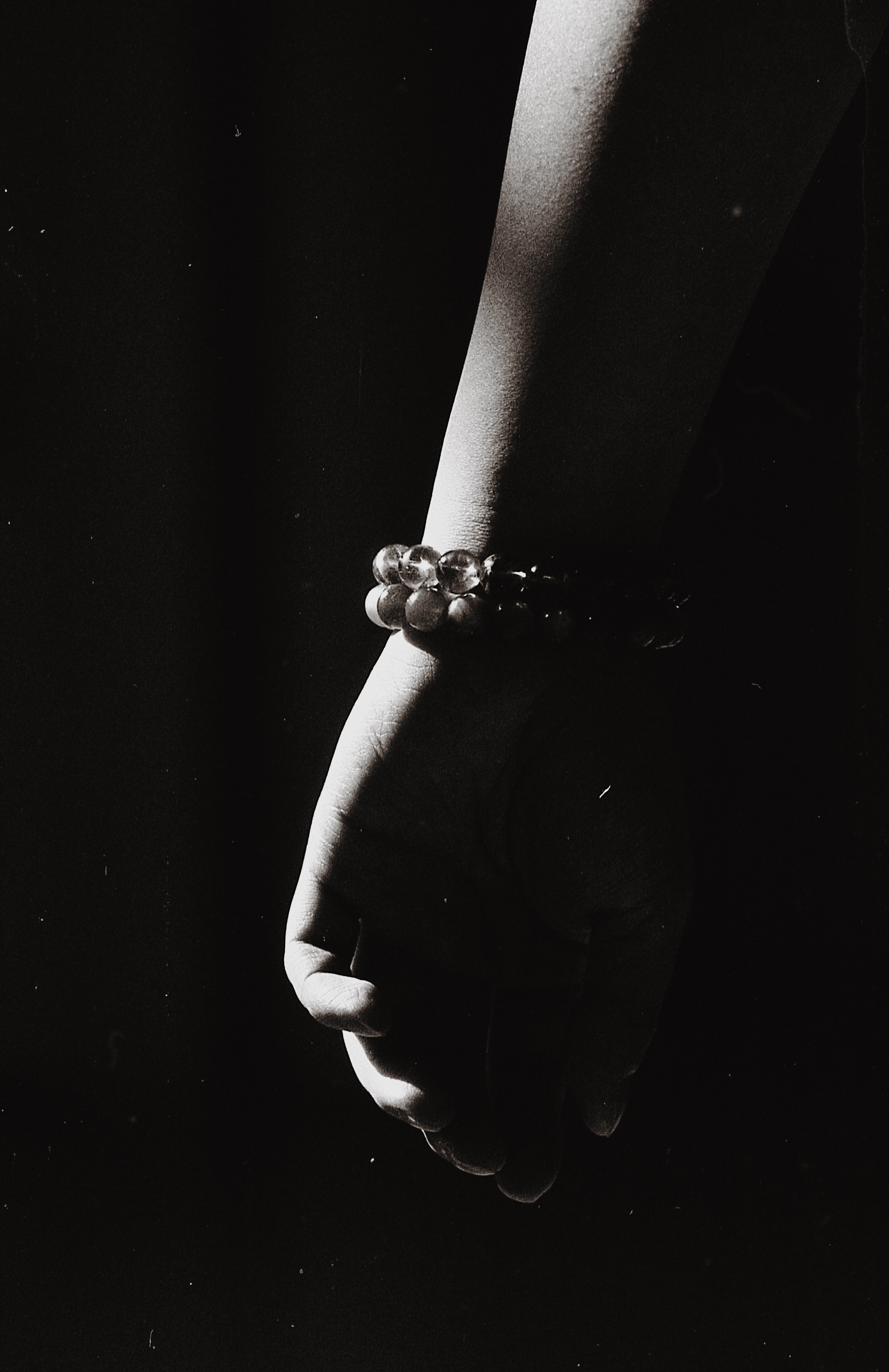 black, hand, bw, chb, fingers, bracelet