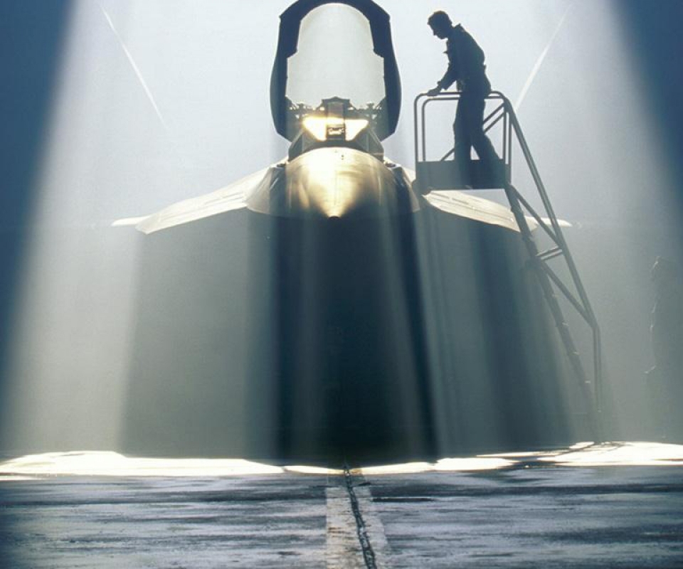 Handy-Wallpaper Militär, Düsenjäger, Lockheed Martin F 22 Raptor kostenlos herunterladen.