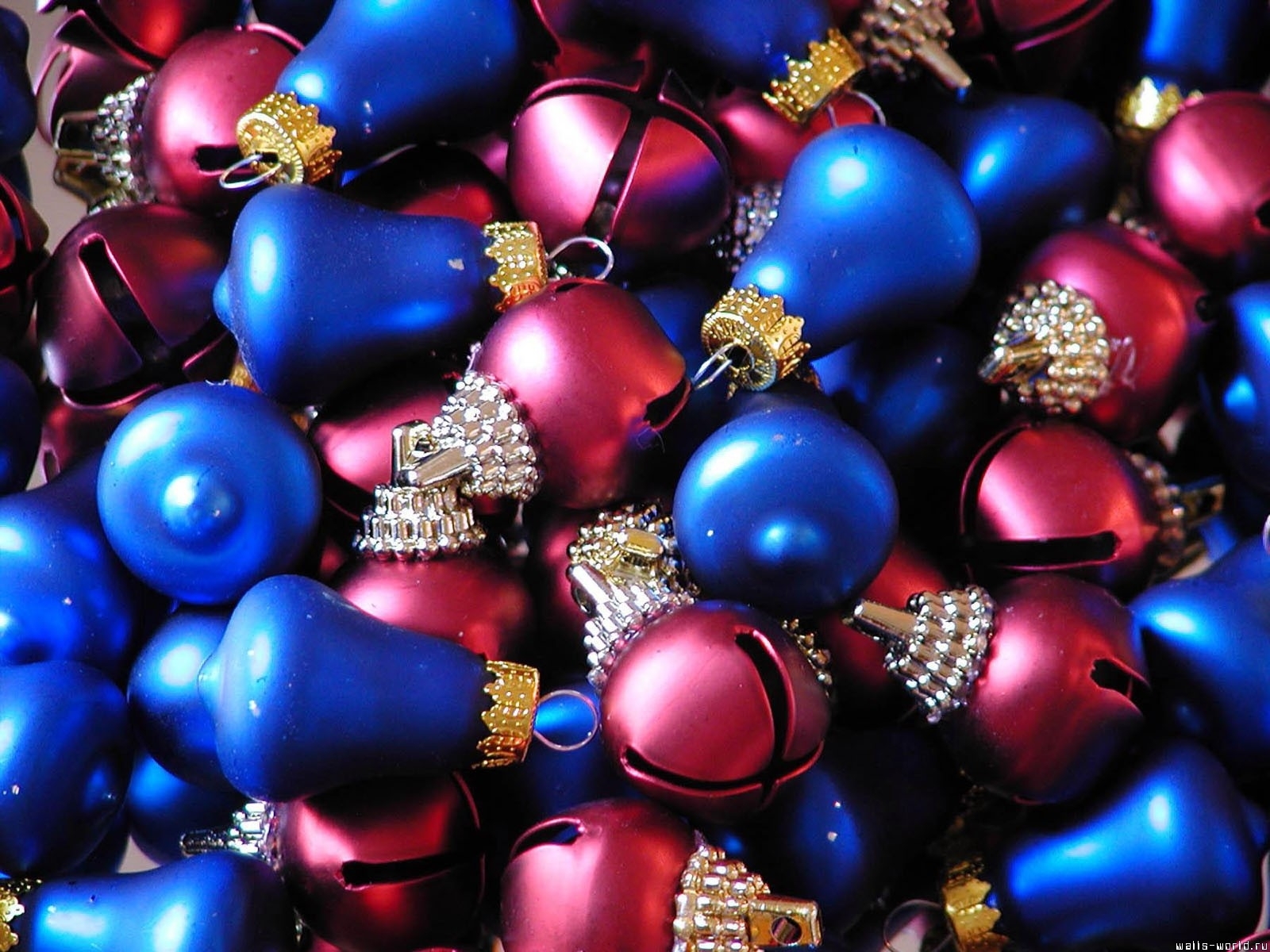 Handy-Wallpaper Feiertage, Neujahr, Spielzeug, Hintergrund, Weihnachten kostenlos herunterladen.