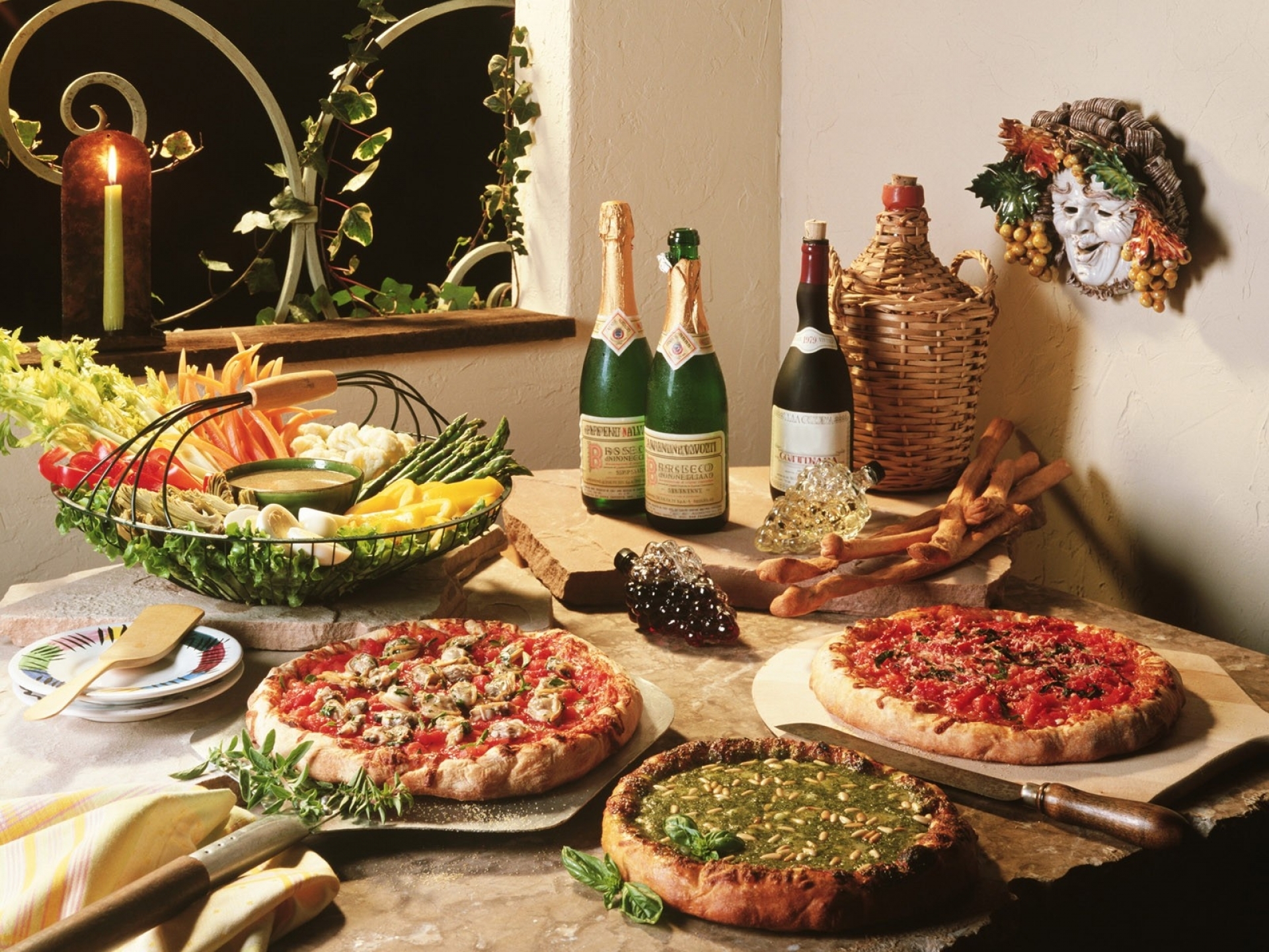 655413壁紙のダウンロード食べ物, ピザ, イタリアの, ランチ, お食事, 野菜, ワイン-スクリーンセーバーと写真を無料で