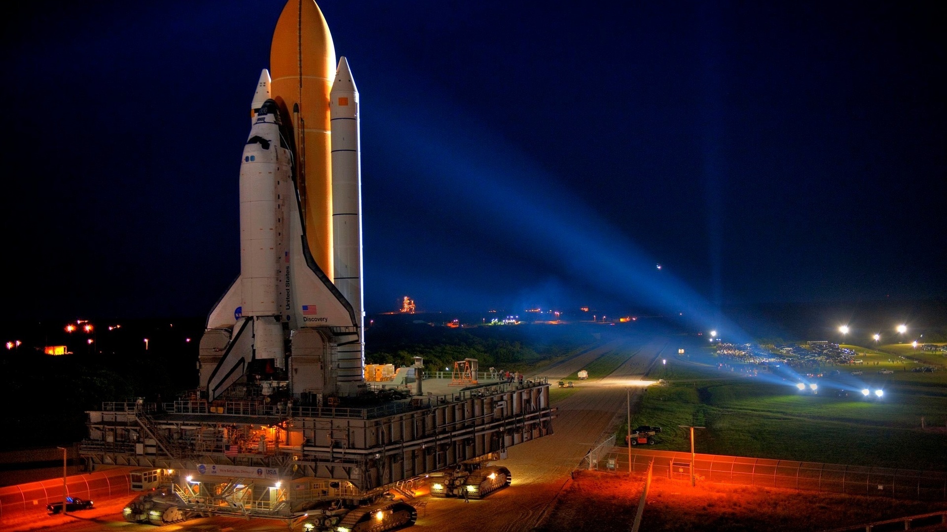 232274 Bild herunterladen fahrzeuge, space shuttle entdeckung, space shuttles - Hintergrundbilder und Bildschirmschoner kostenlos