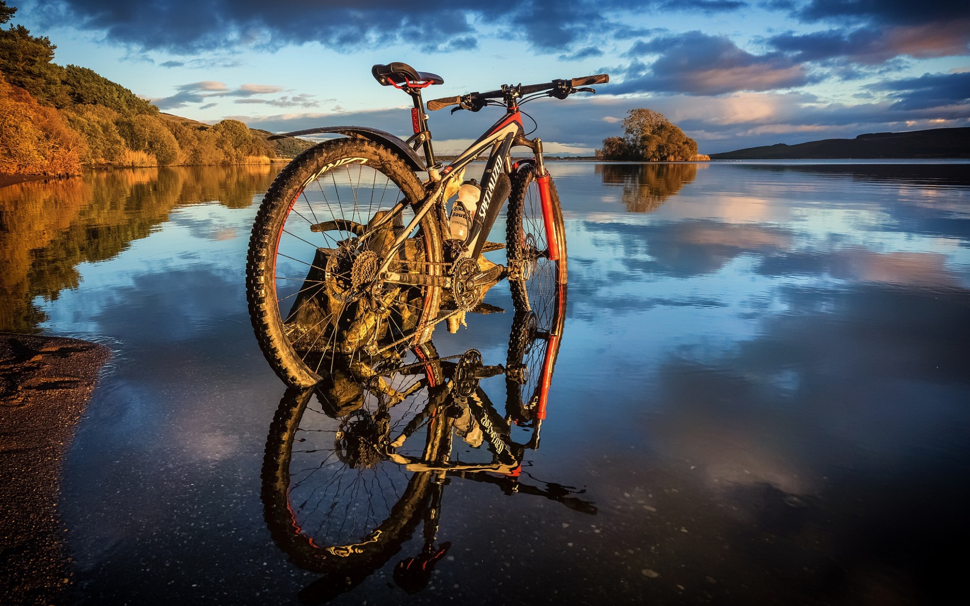 Baixe gratuitamente a imagem Água, Bicicleta, Veículos, Reflecção na área de trabalho do seu PC
