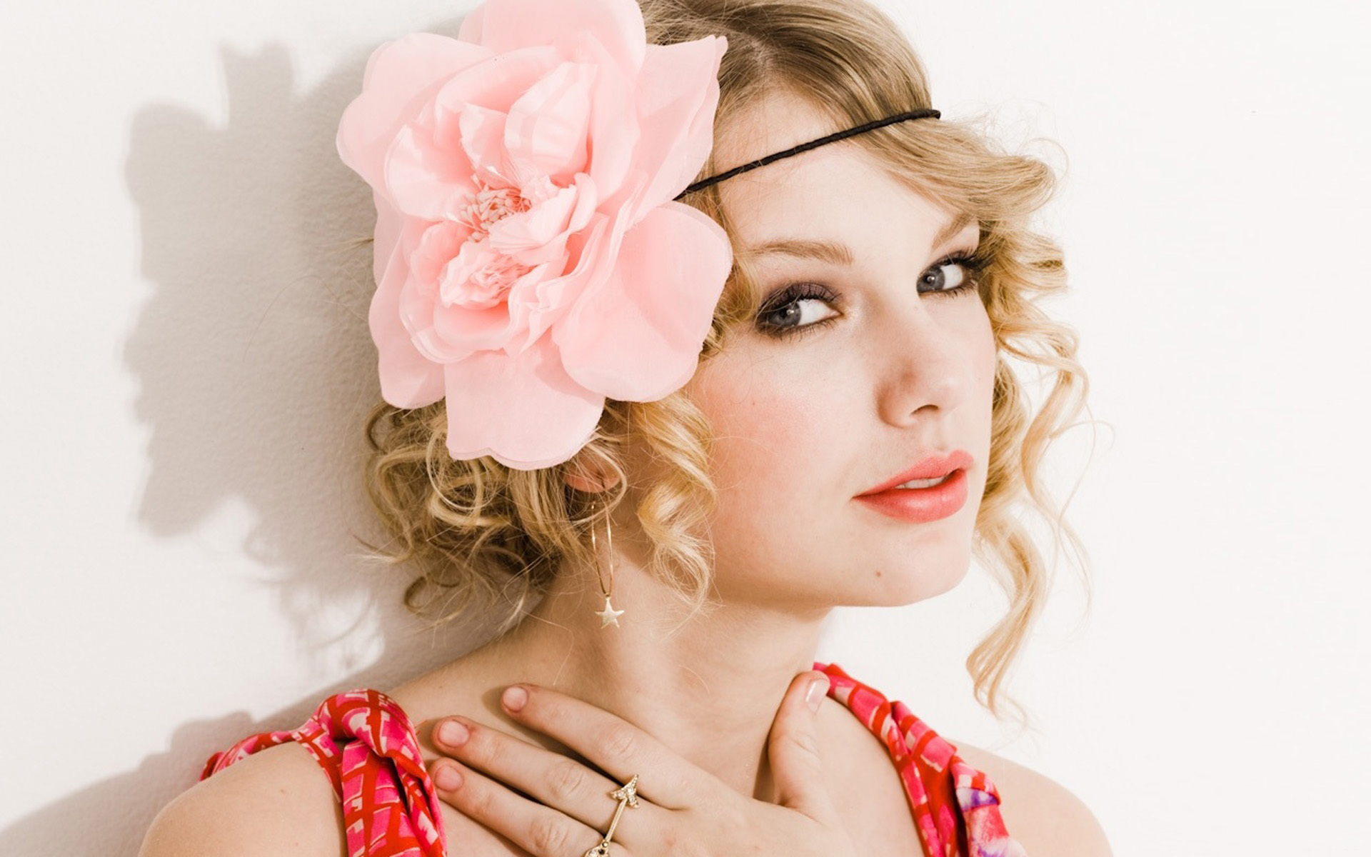 Handy-Wallpaper Musik, Taylor Swift kostenlos herunterladen.