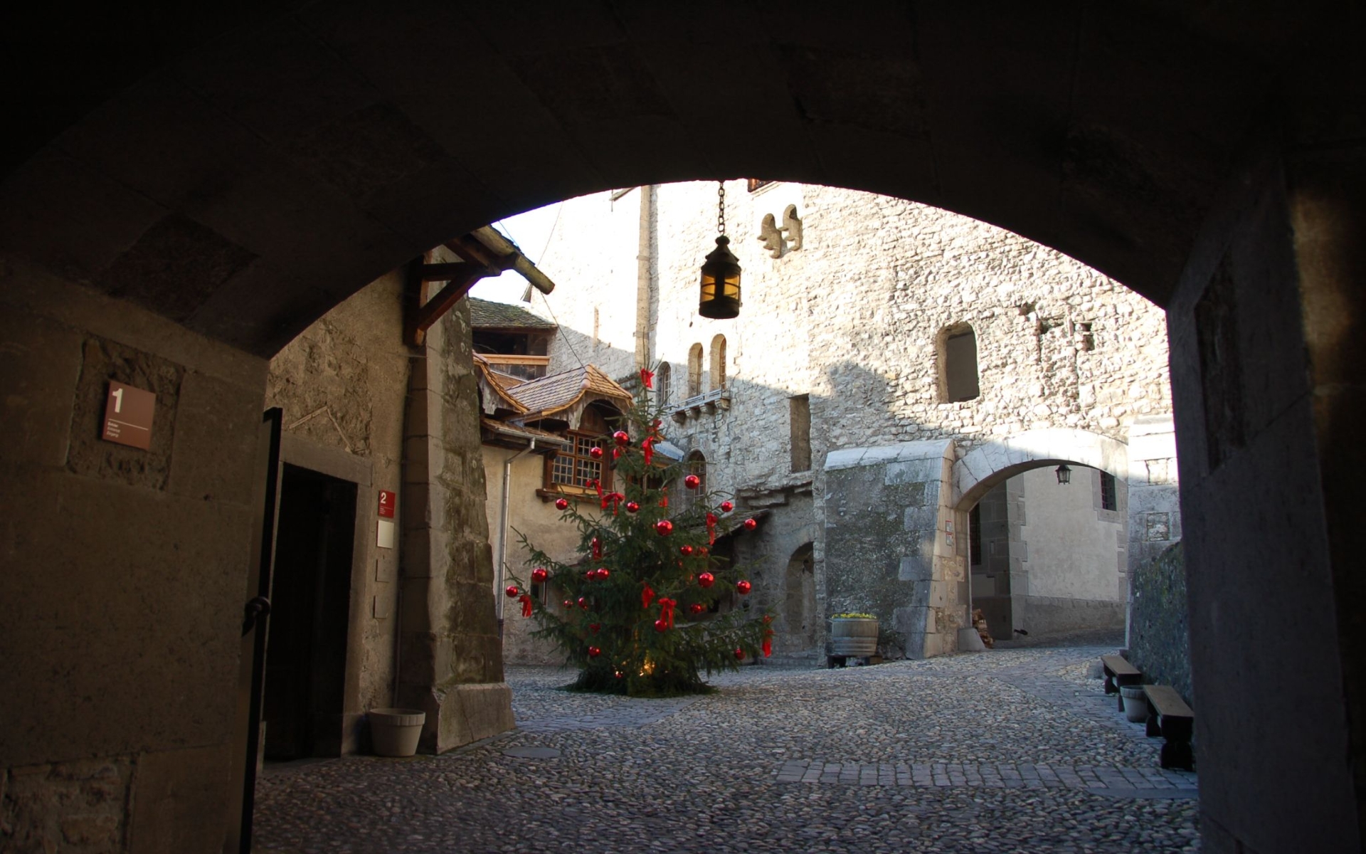 Laden Sie das Schlösser, Schweiz, Menschengemacht, Veytaux, Schloss Chillon-Bild kostenlos auf Ihren PC-Desktop herunter