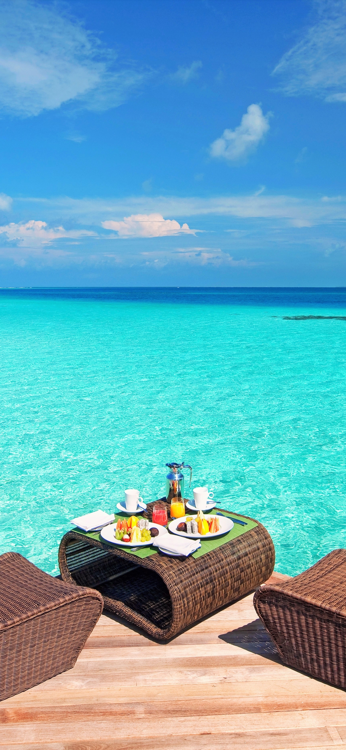 Download mobile wallpaper Sea, Horizon, Chair, Ocean, Tropical, Resort, Lunch, Man Made for free.