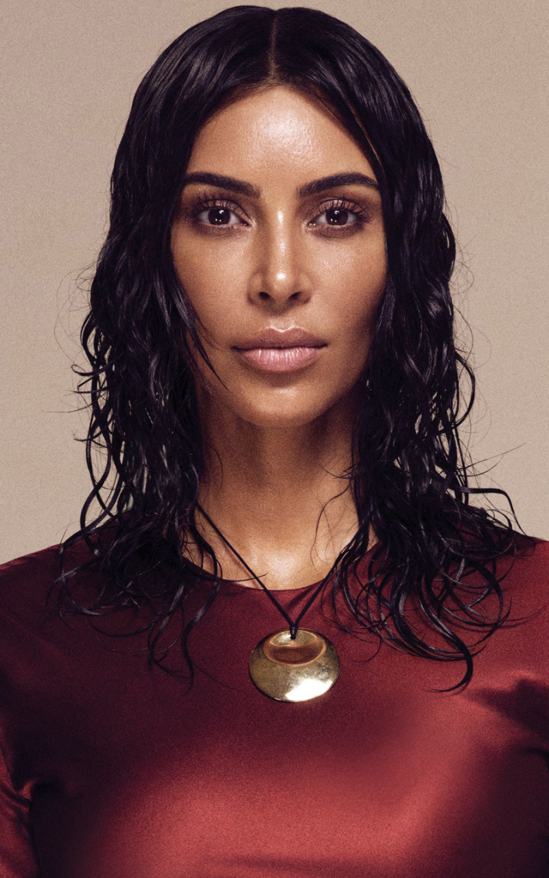 Descarga gratuita de fondo de pantalla para móvil de Modelo, Americano, Ojos Cafés, Celebridades, Pelo Negro, Kim Kardashian.