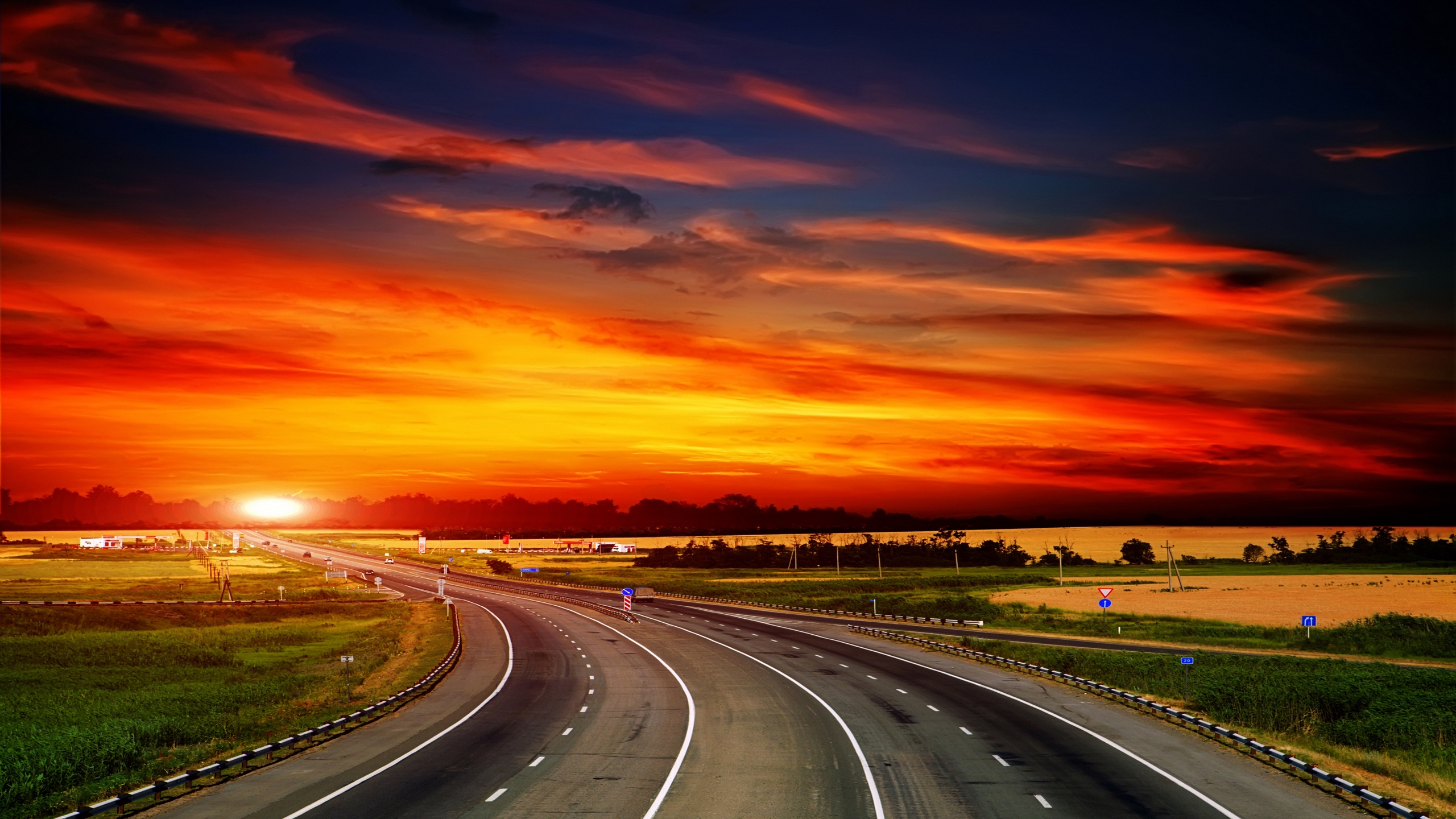 Free download wallpaper Road, Man Made on your PC desktop