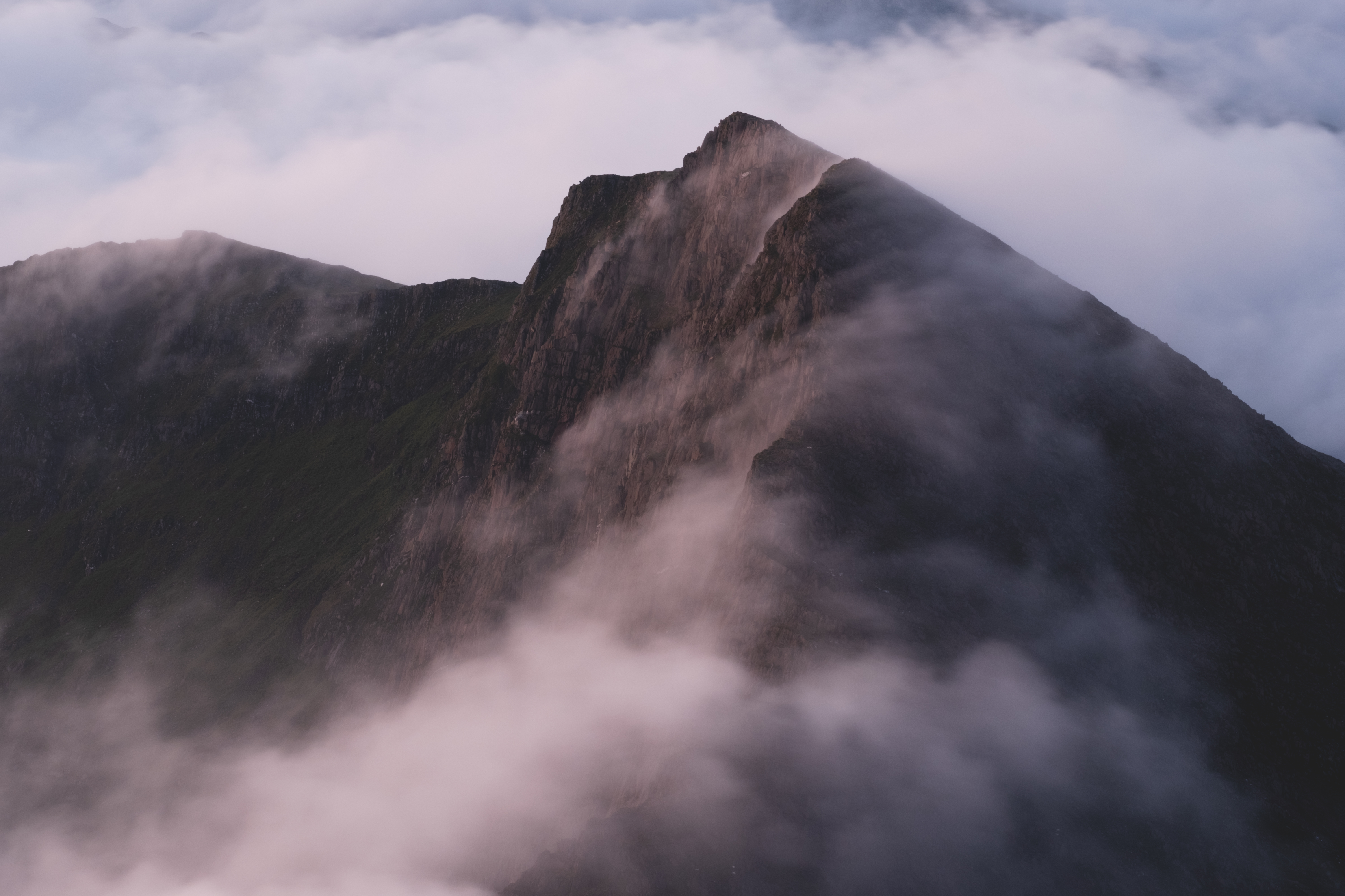 Free download wallpaper Mountains, Clouds, Fog, Slope, Holidays on your PC desktop