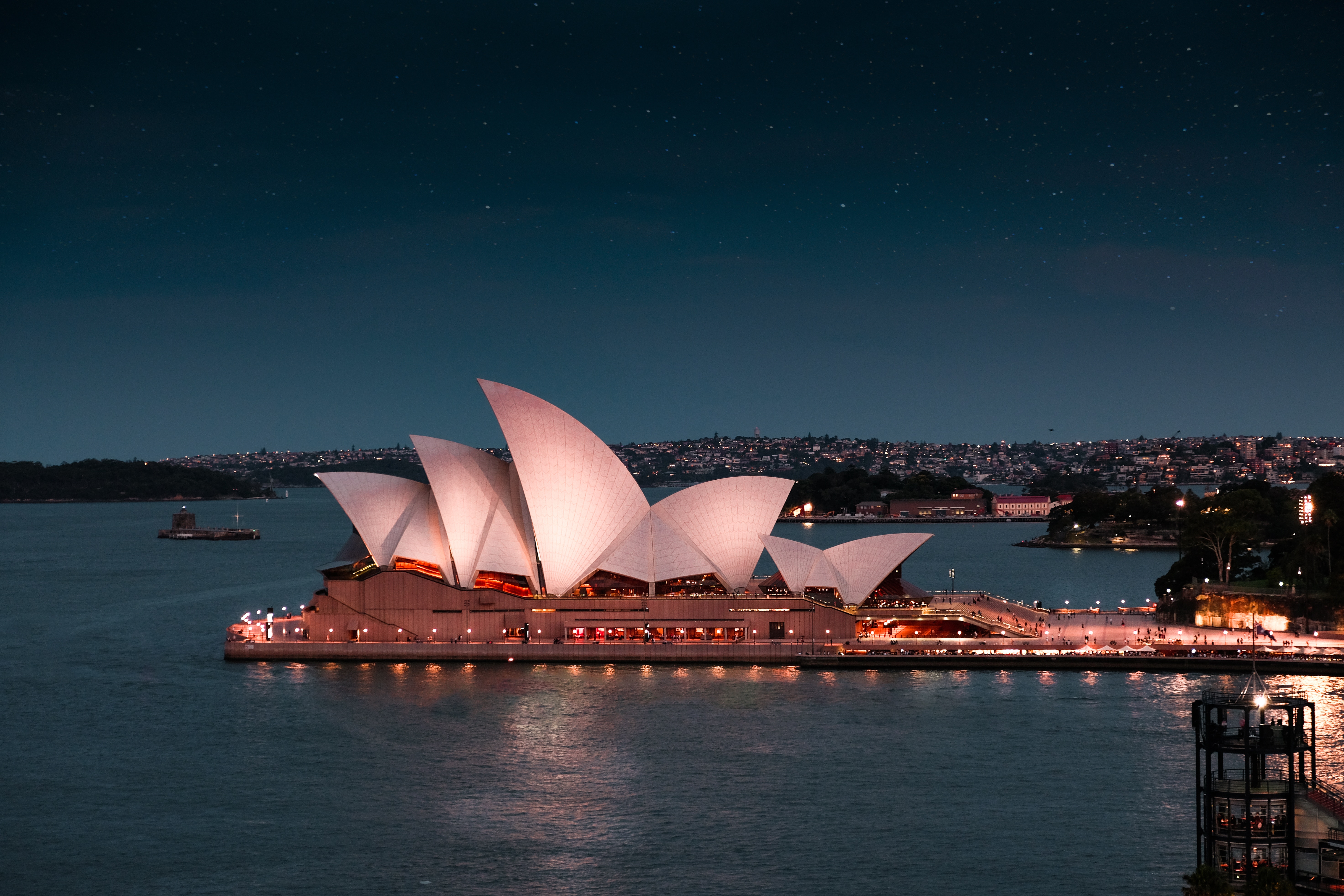 Скачать картинку Архитектура, Сидней, Сиднейский Оперный Театр, Сделано Человеком в телефон бесплатно.
